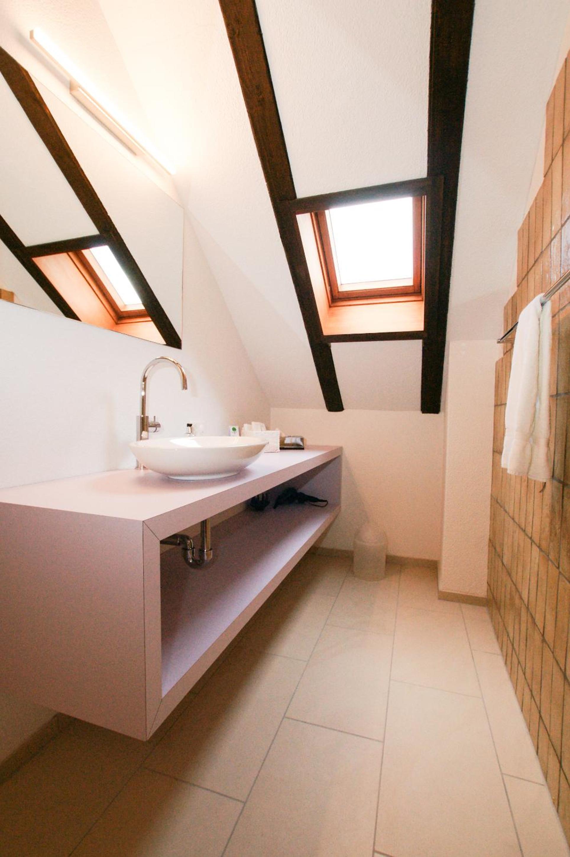 Junior Suite with Garden View - Photo 3