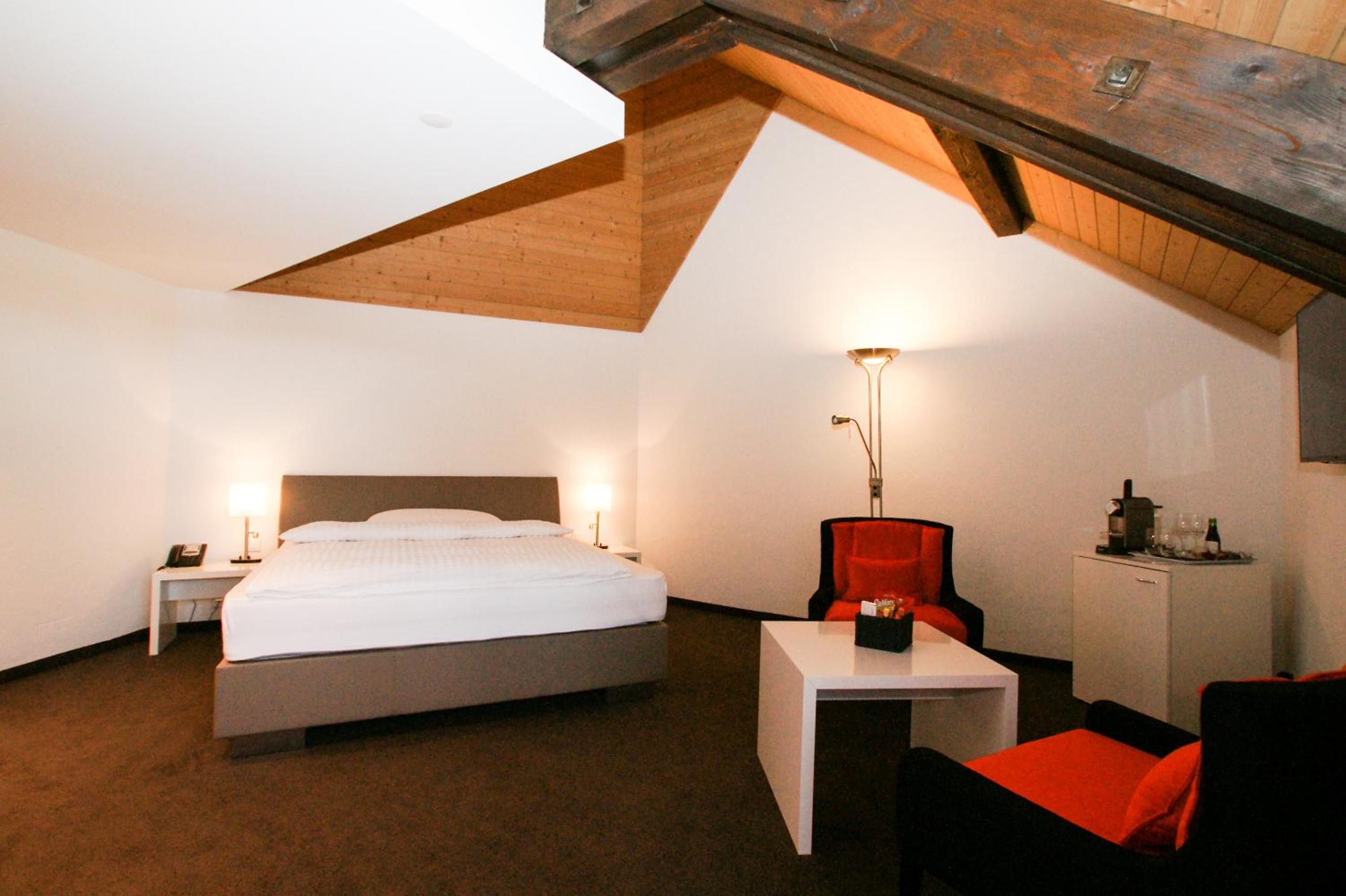 Junior Suite with Garden View - Photo 2