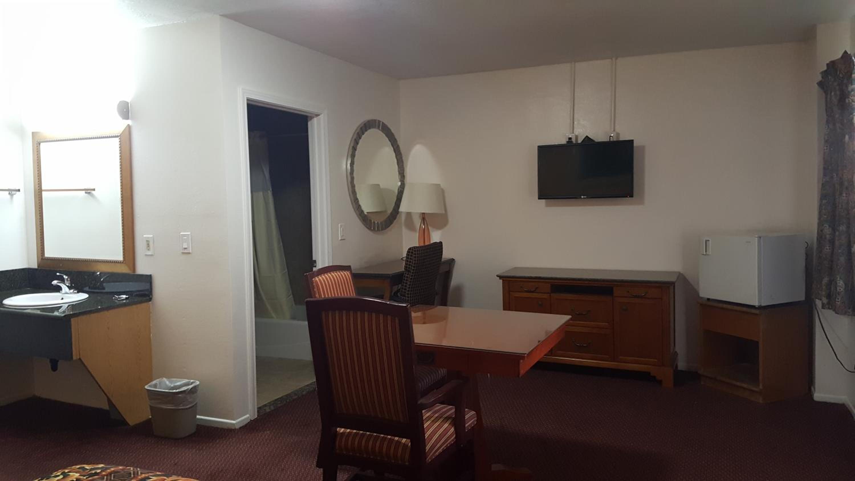 Deluxe Double Room photo 3