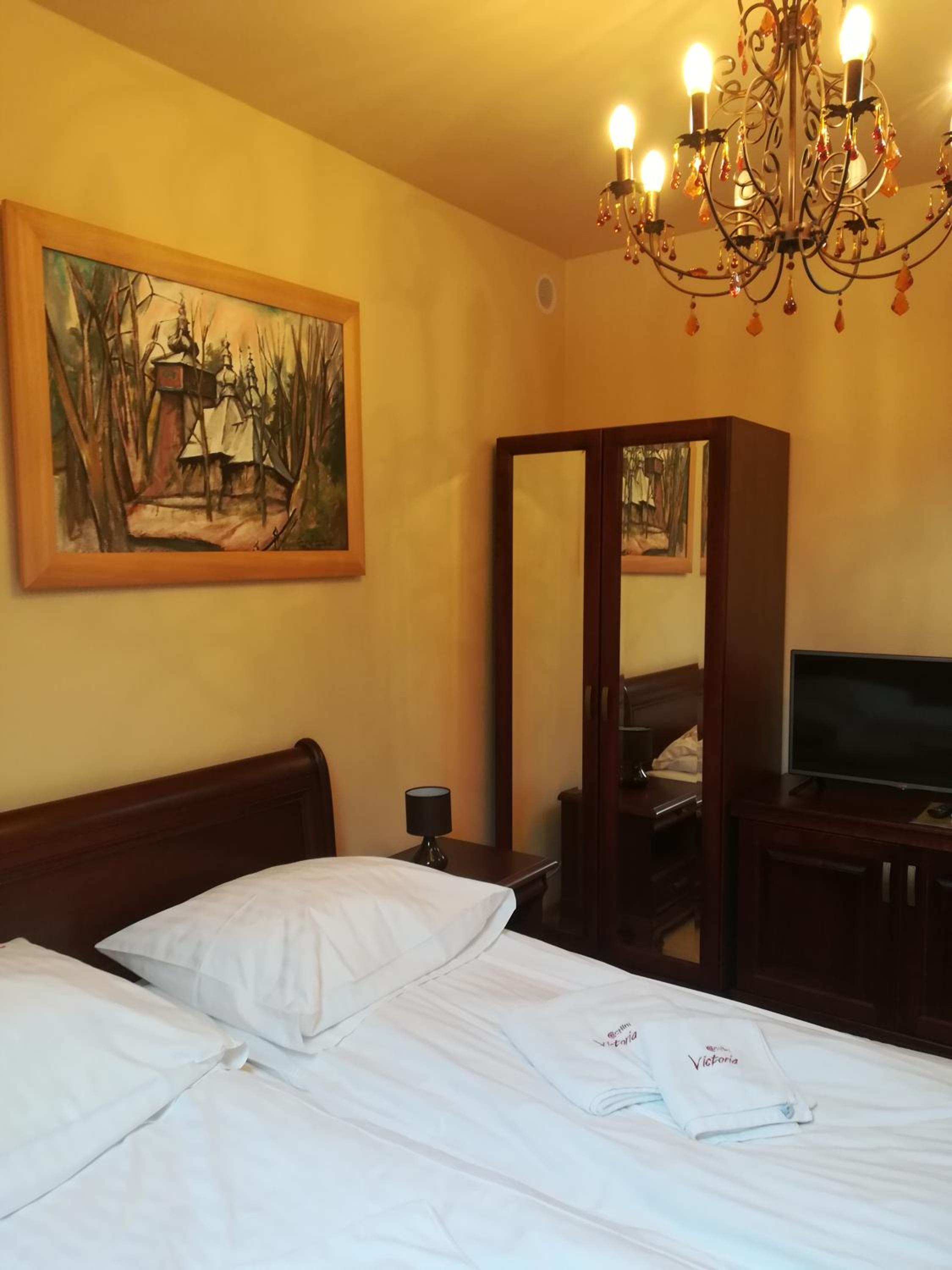 Economy Double Room - Photo 4