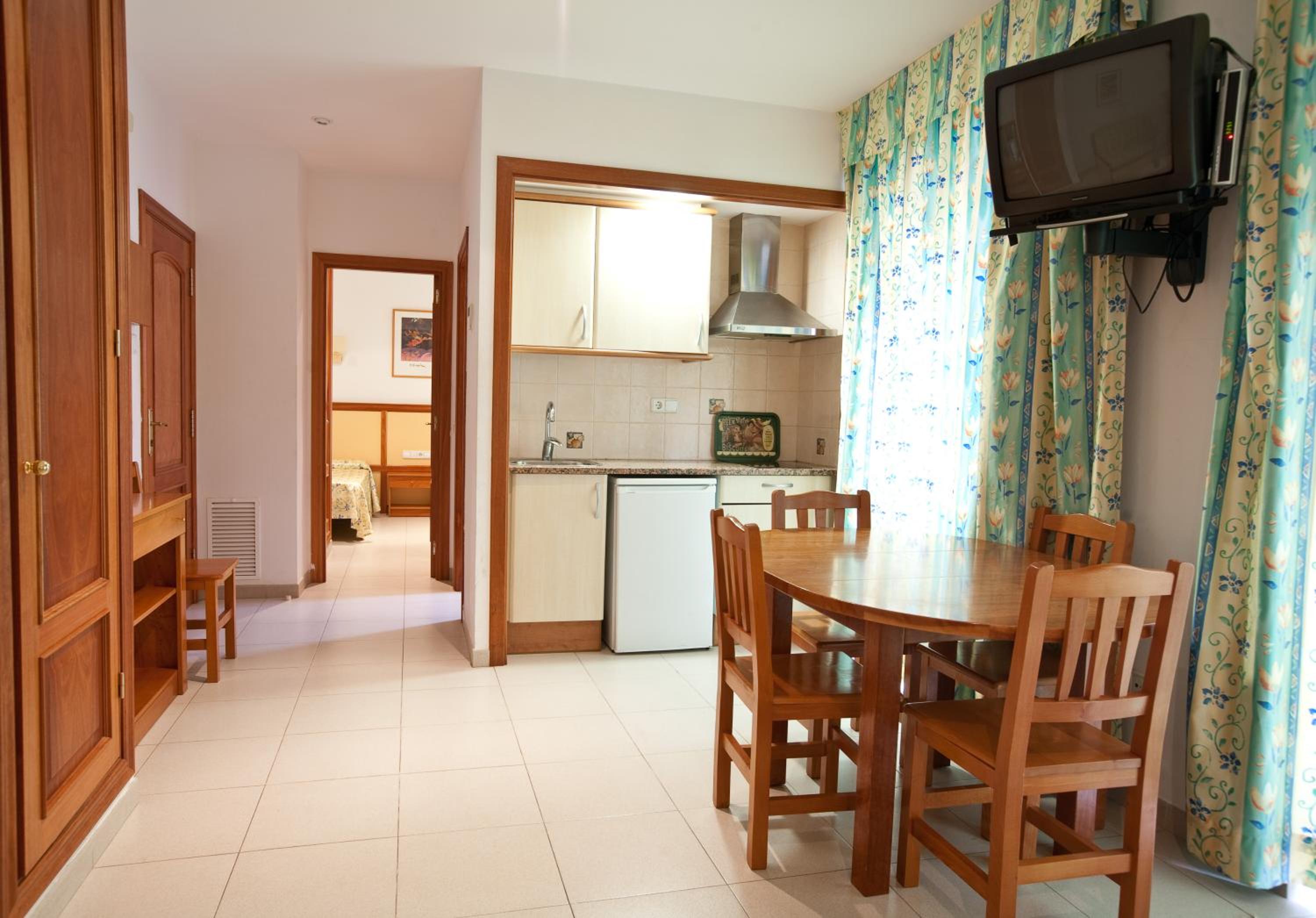 Standard Family Apartment photo 2