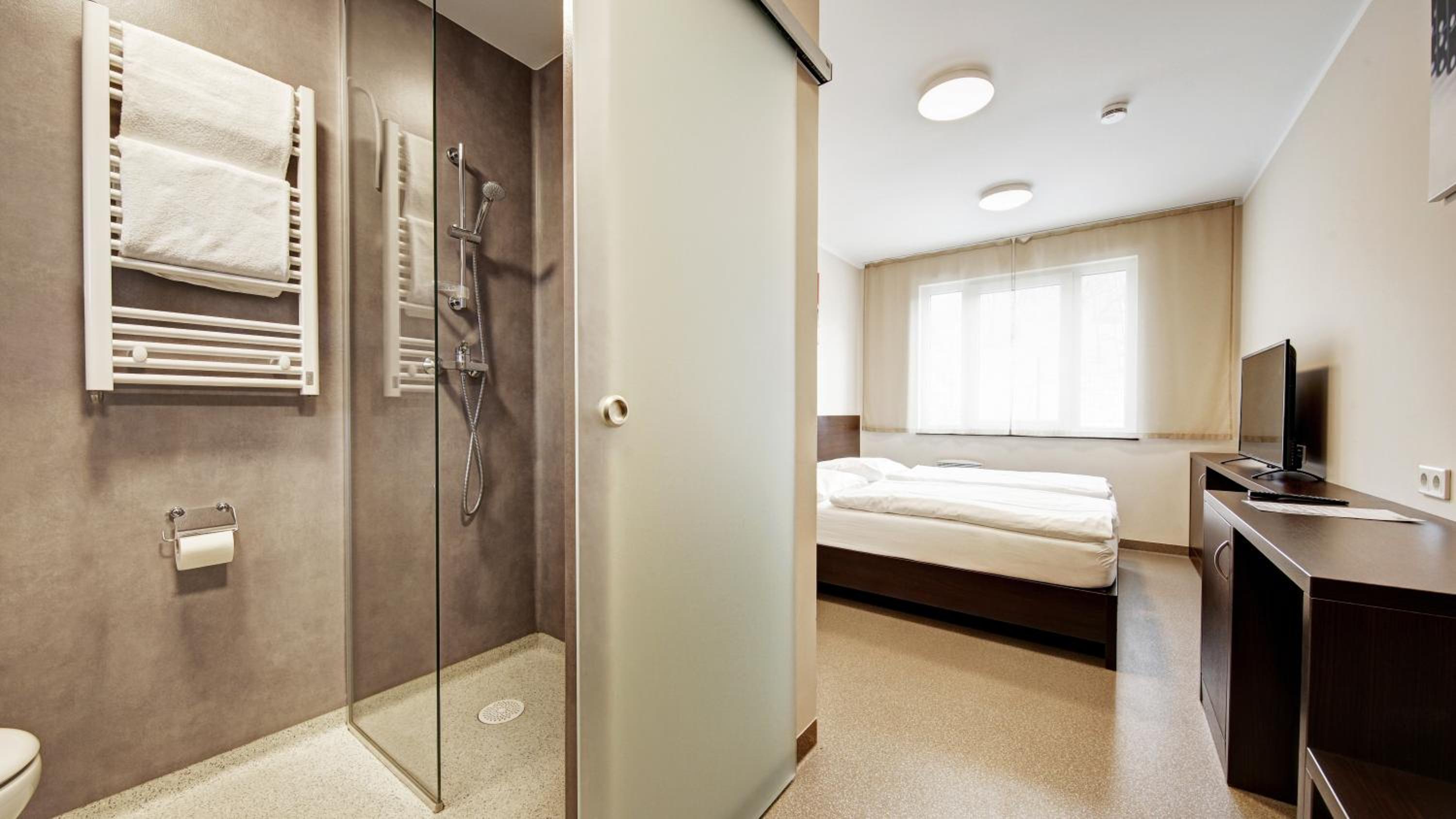 Single Room photo 2