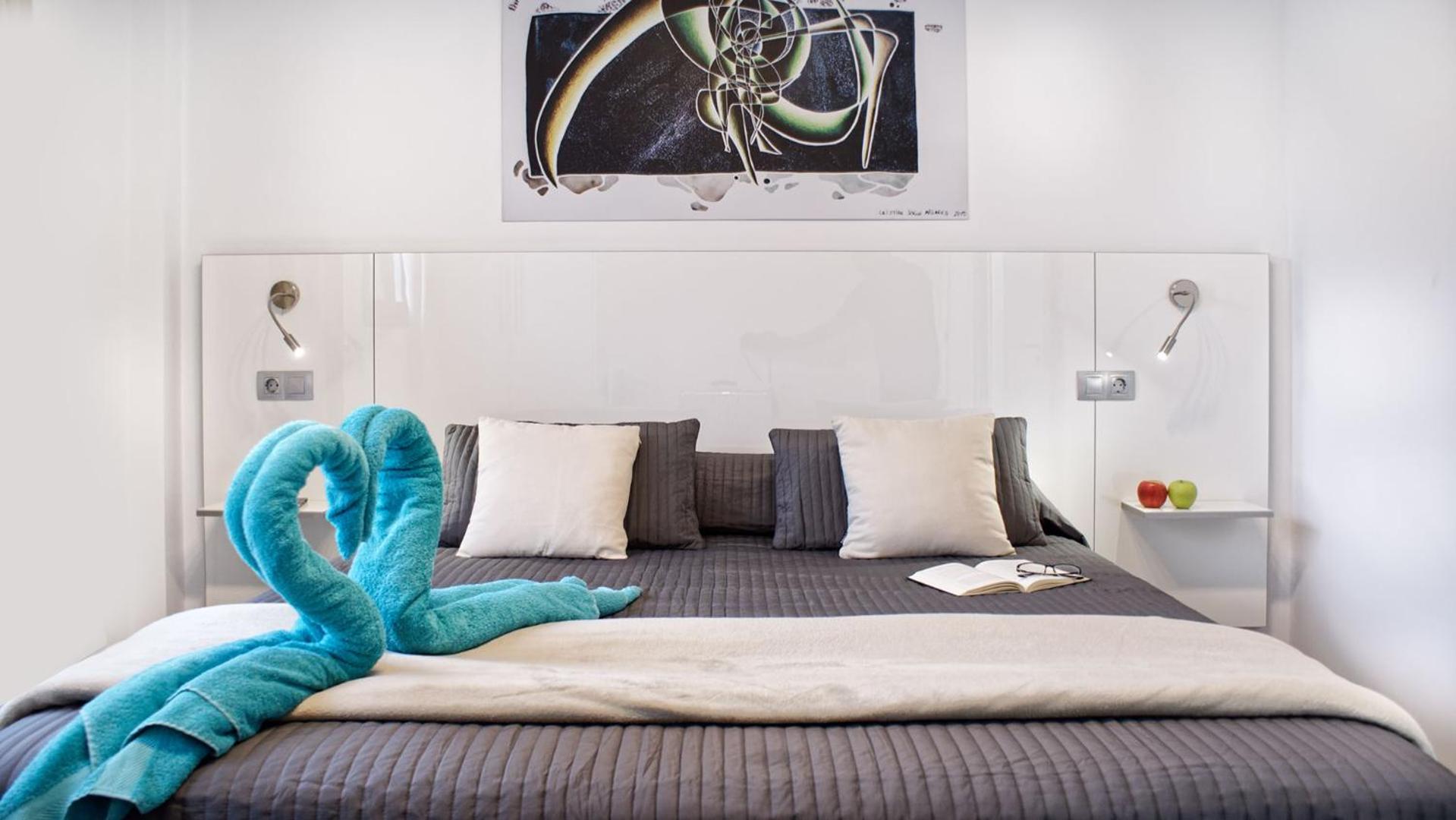 Suite Deluxe King Suite Deluxe King