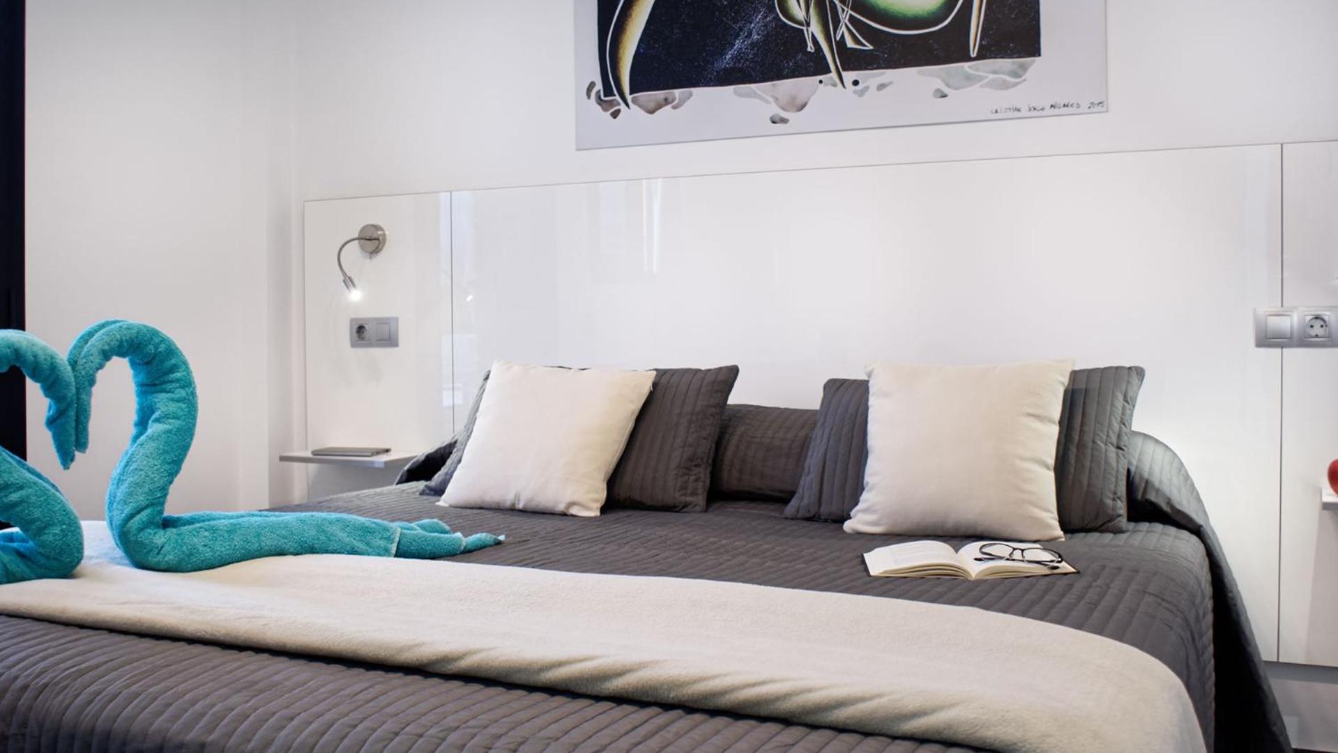 Suite Deluxe King Suite Deluxe King