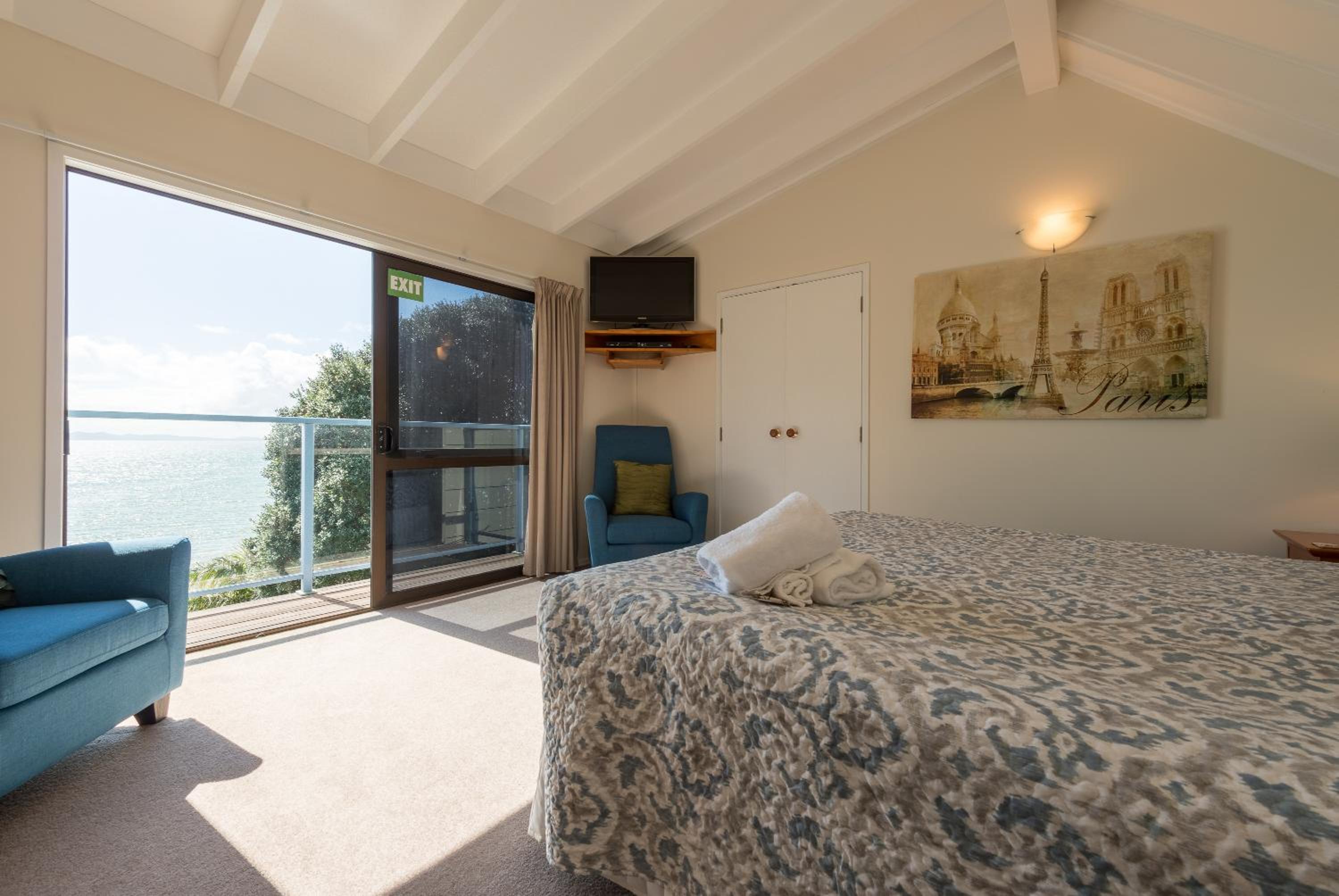 Three-Bedroom Apartment with Ocean View photo 1