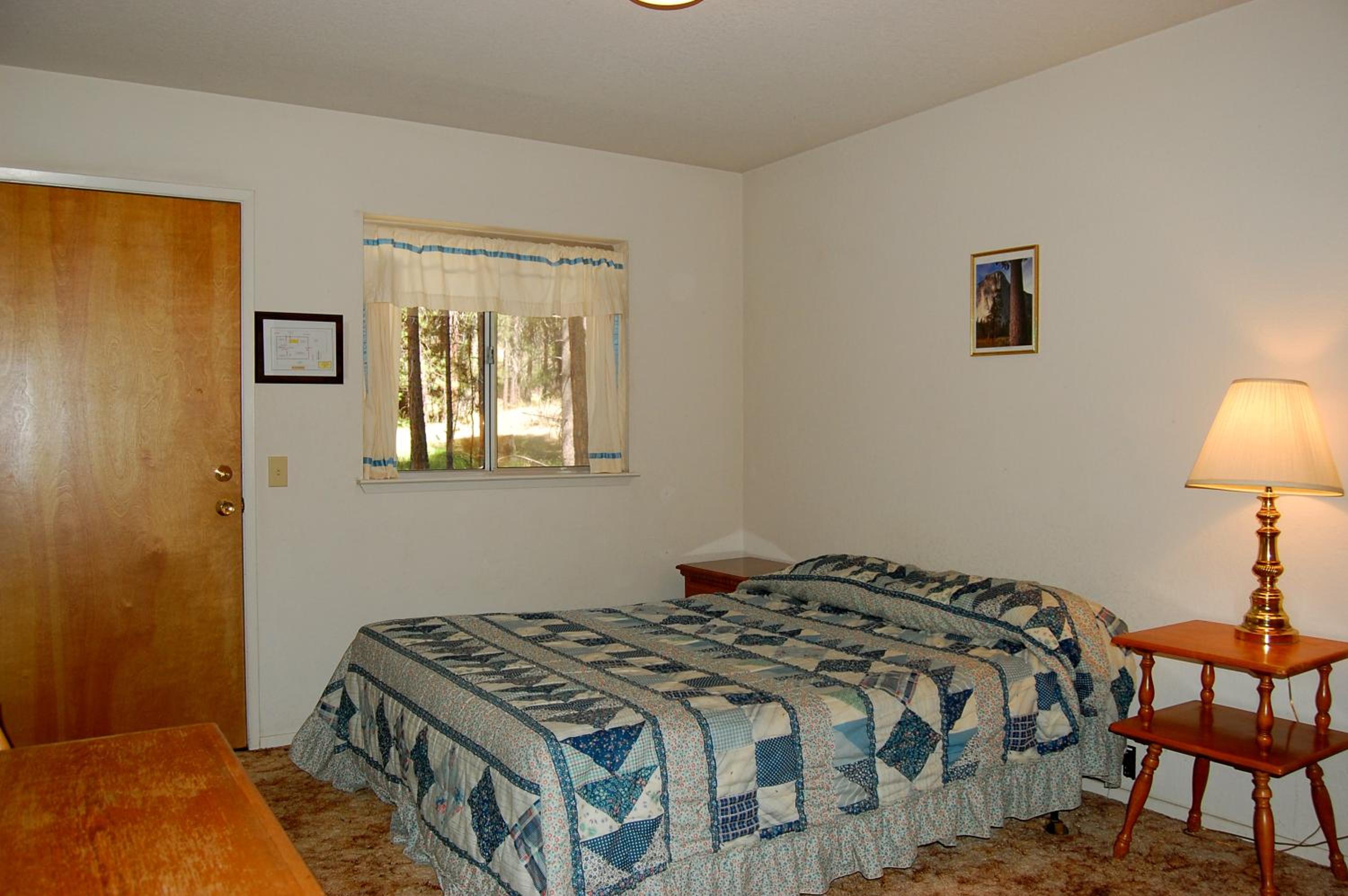 Three-Bedroom House photo 1