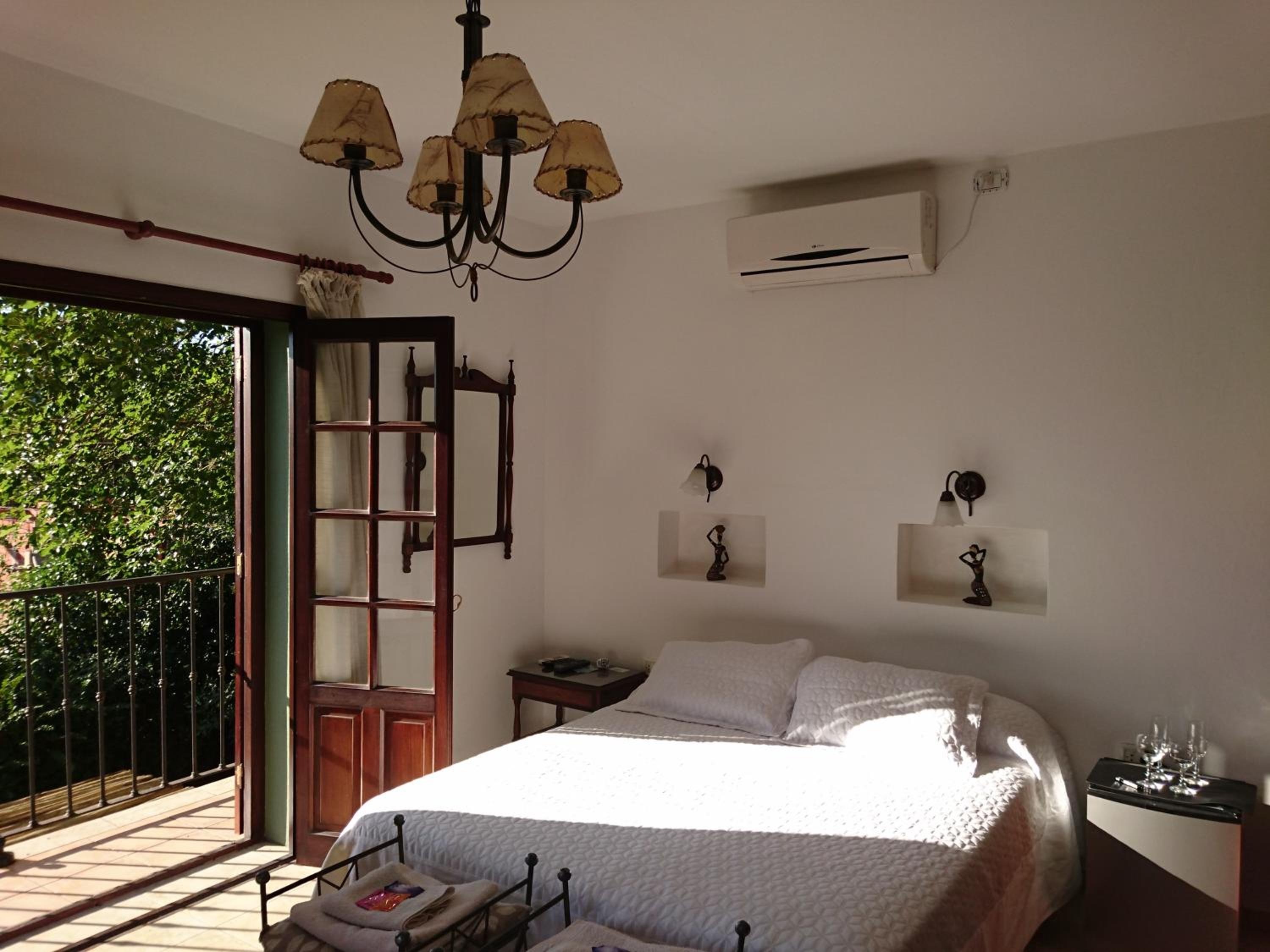 Double Room with Pool View photo 2