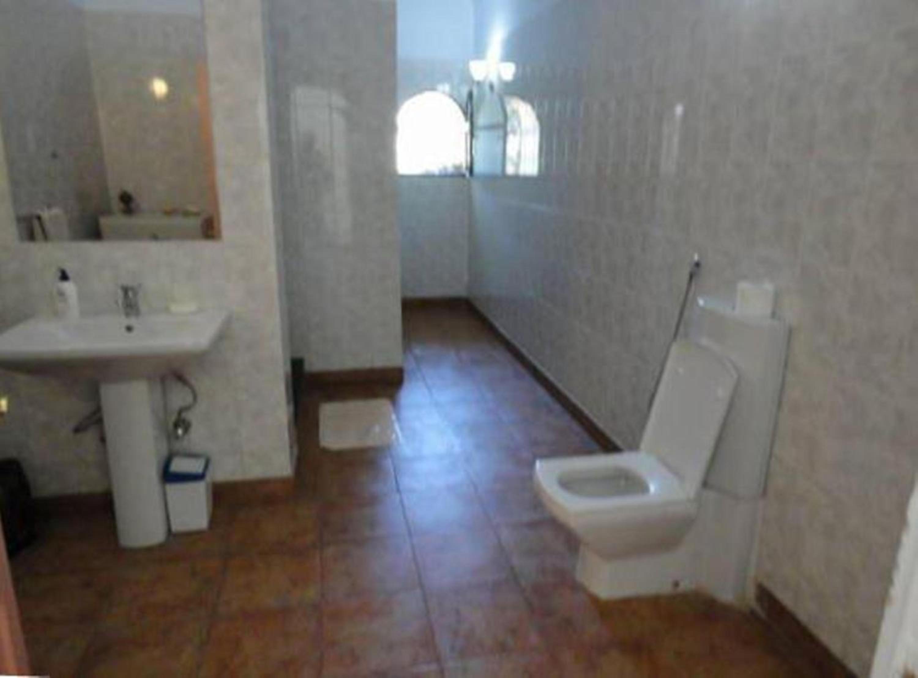 Double Room with Private External Bathroom with Nile View - Photo 11