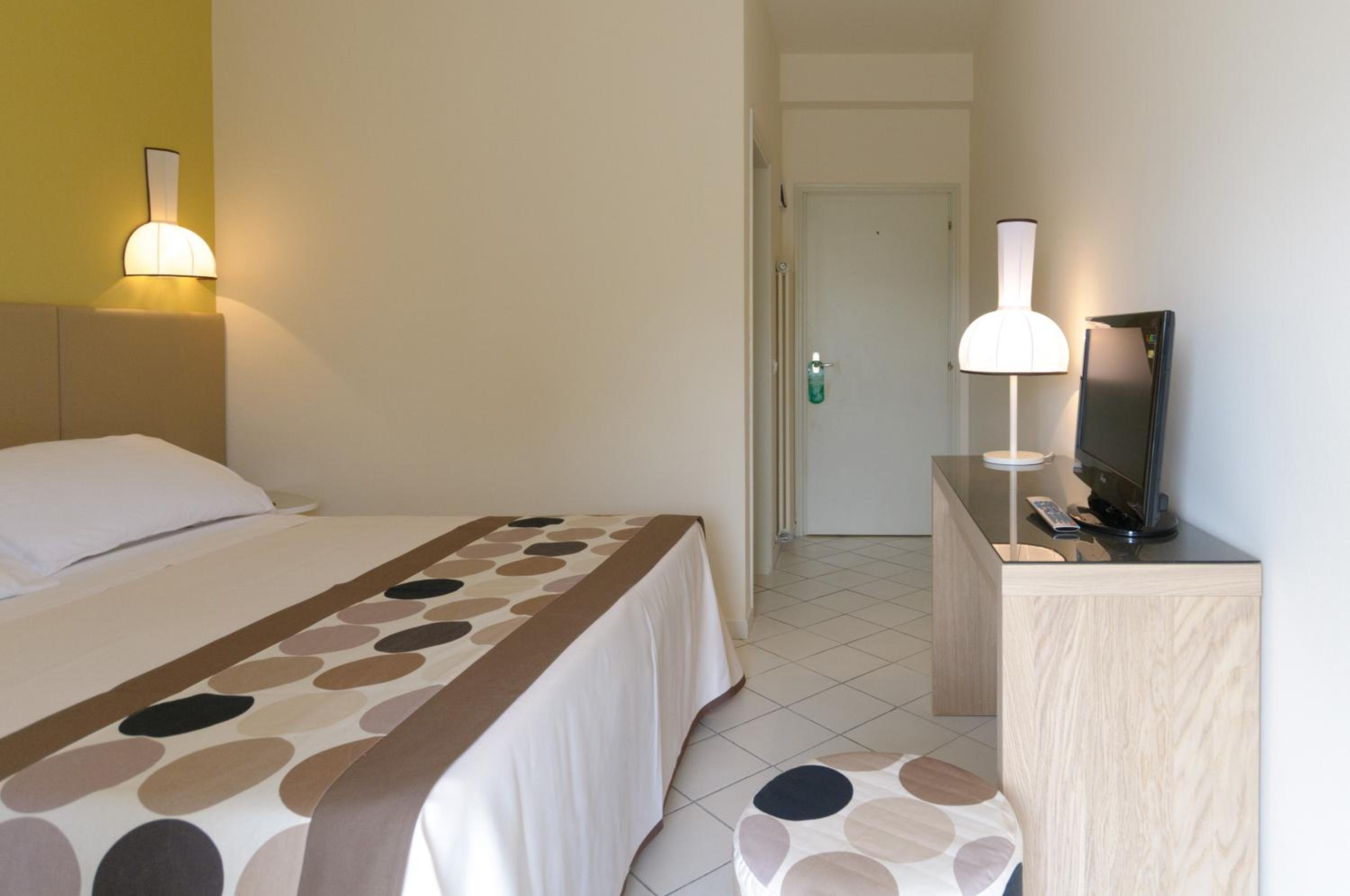 Double Room with Beach Package