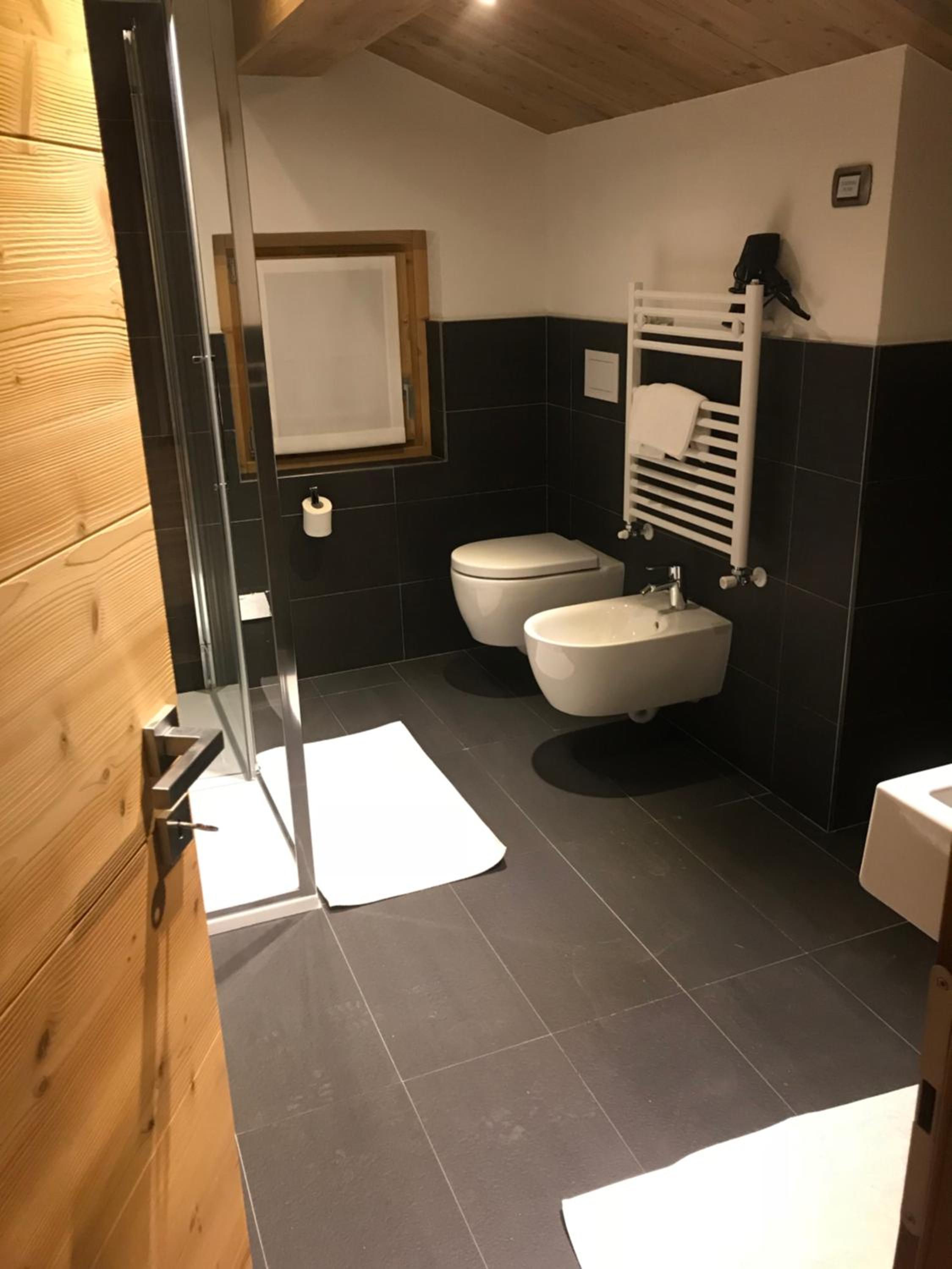Deluxe Apartment - Photo 2