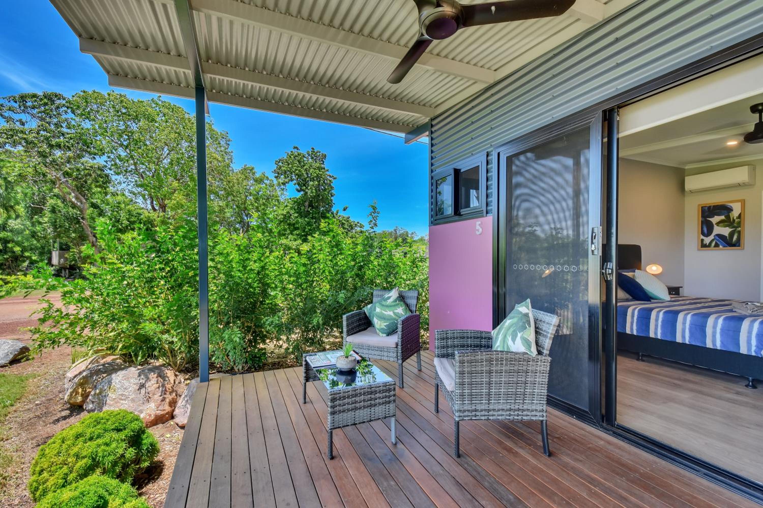 One-Bedroom Bungalow photo 2