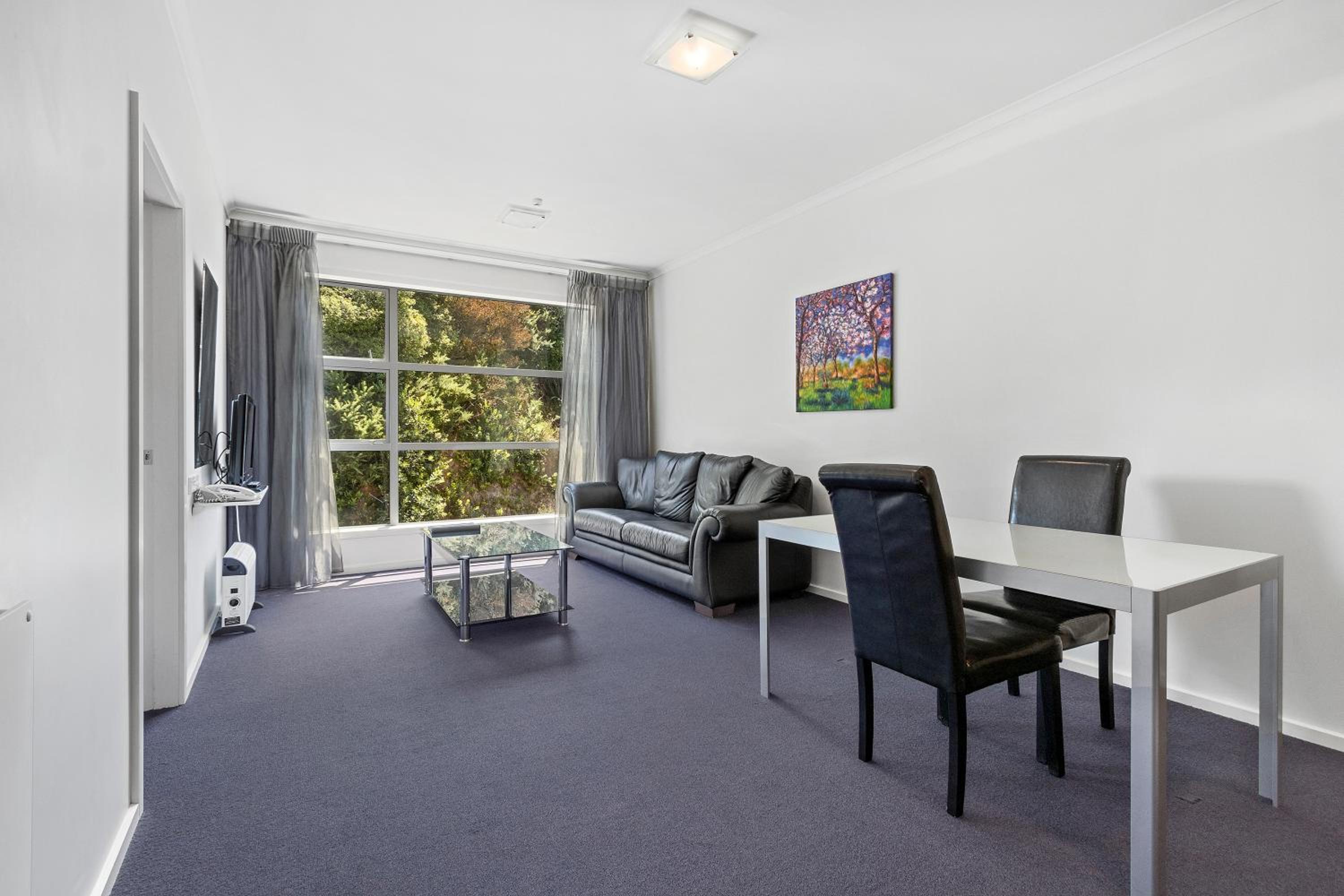 Executive One-Bedroom Suite