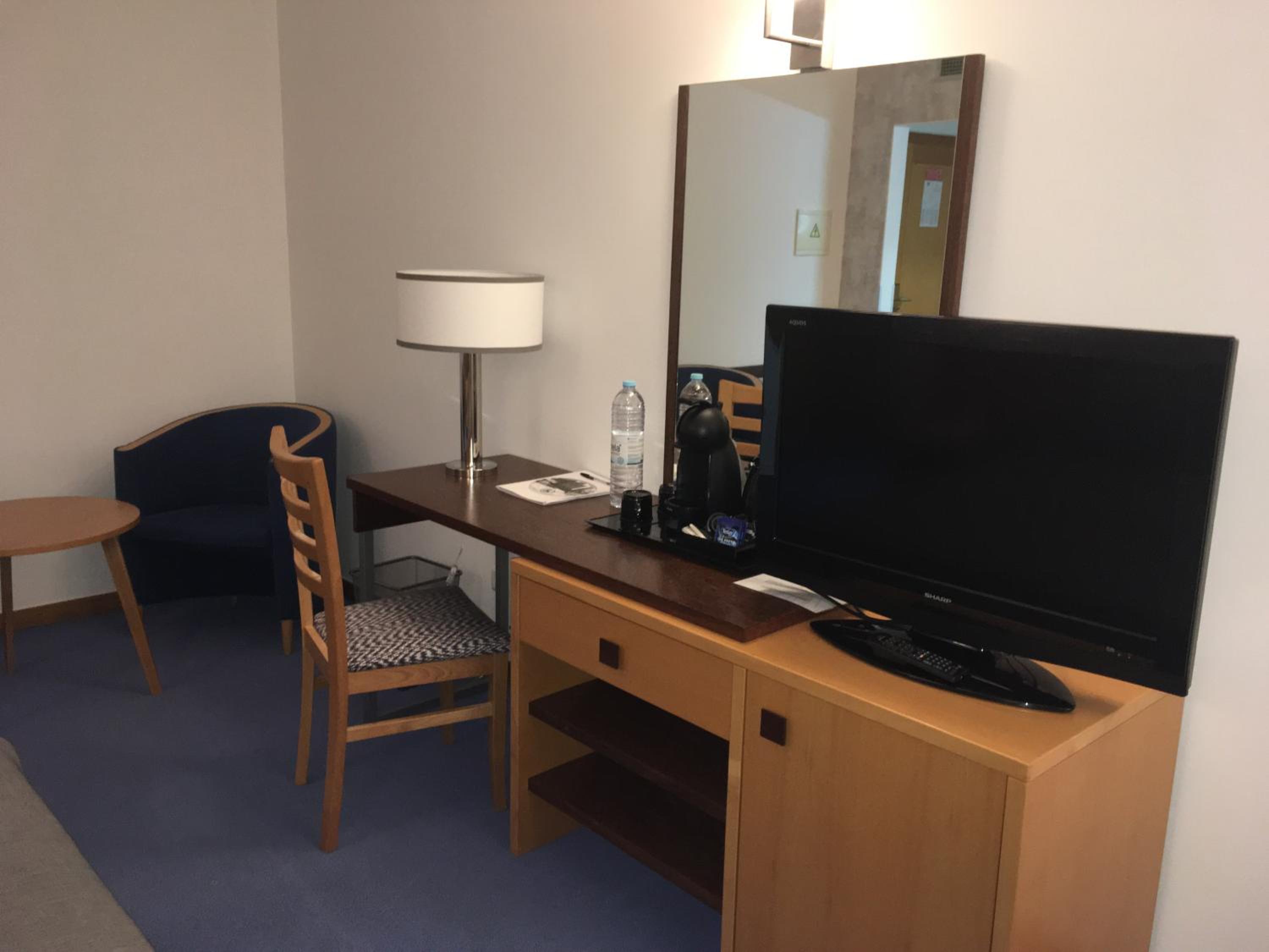 Junior Suite with Free Health Club Acess photo 2