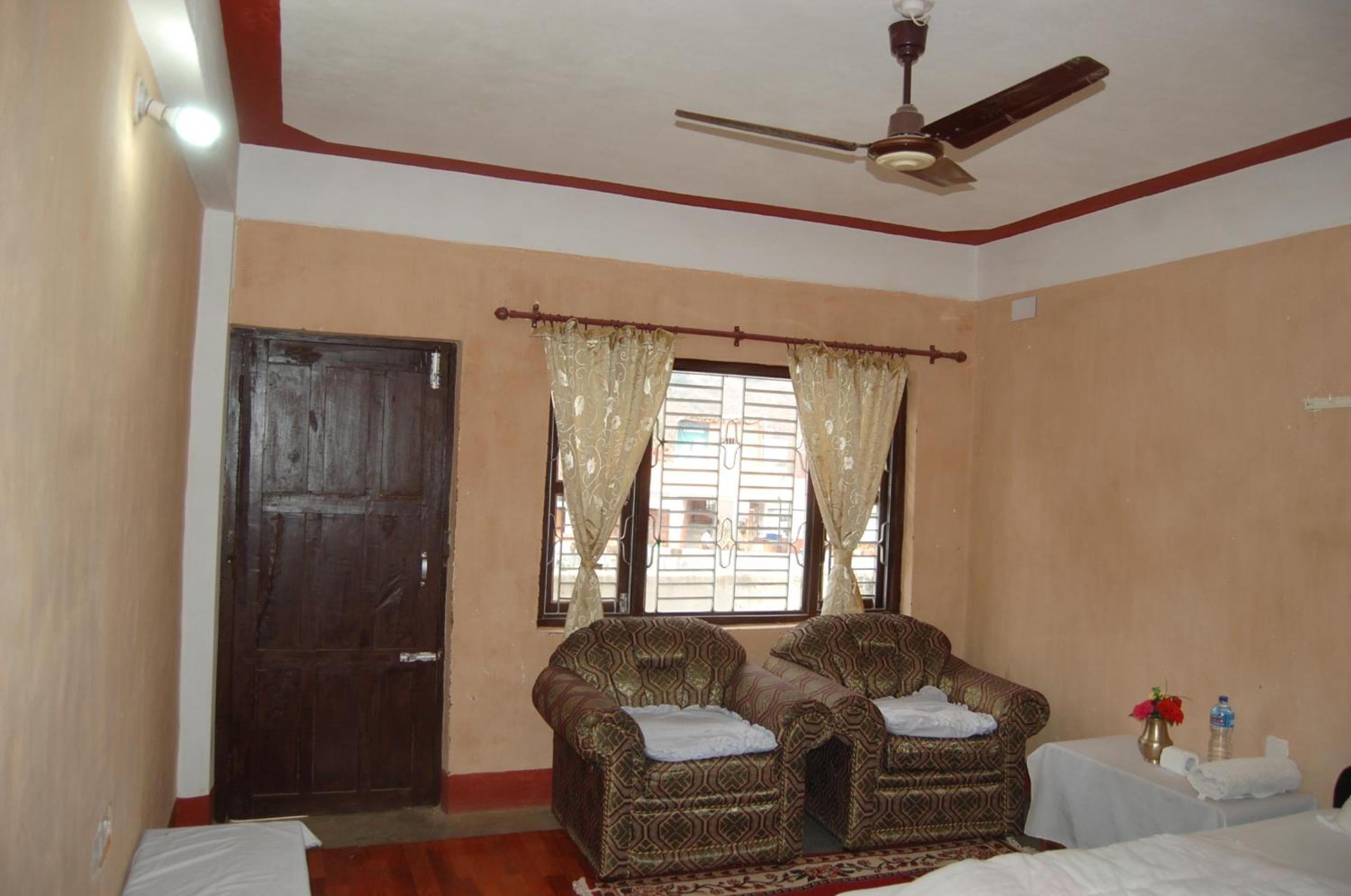 King Room with Balcony photo 3