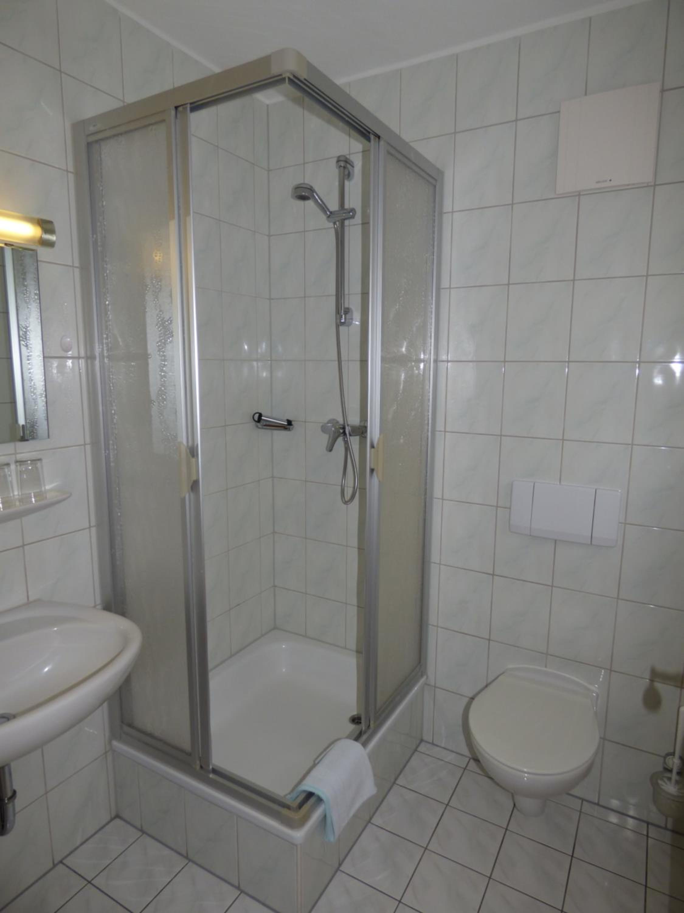 Double Room - Photo 8