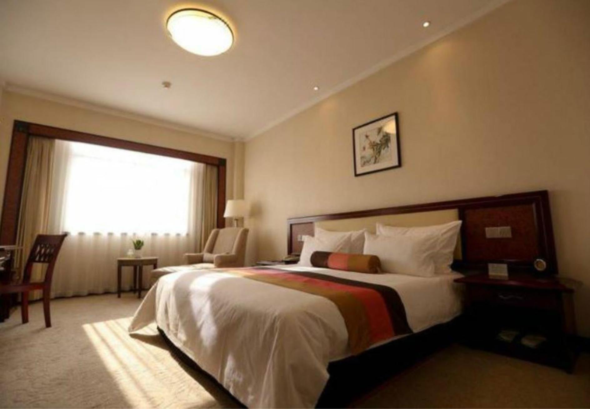 Deluxe Suite photo 1
