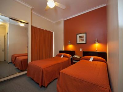 Economy Quadruple Room with Shared Bathroom photo 3
