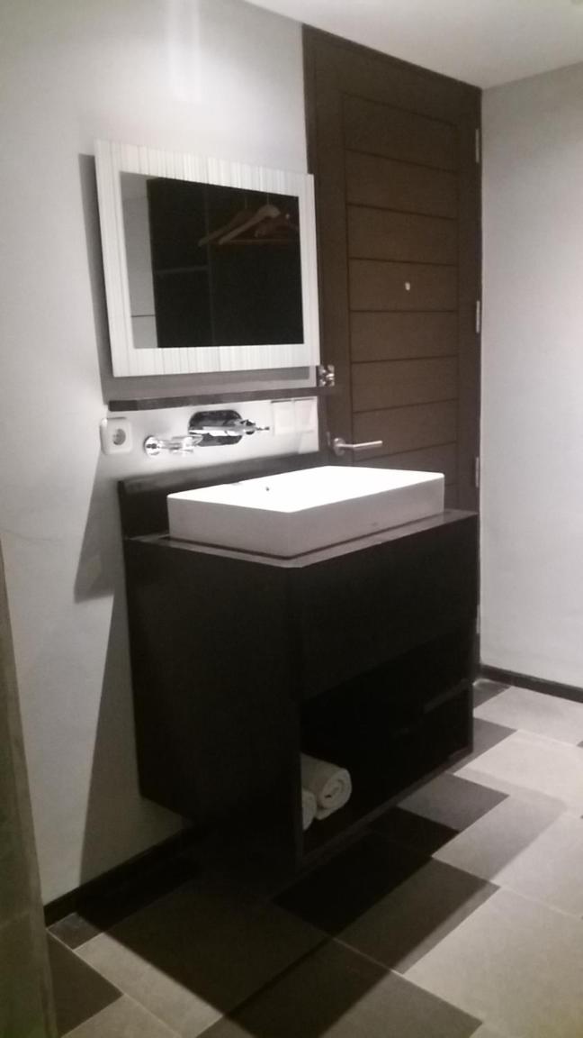 Standard Twin Room - Photo 5