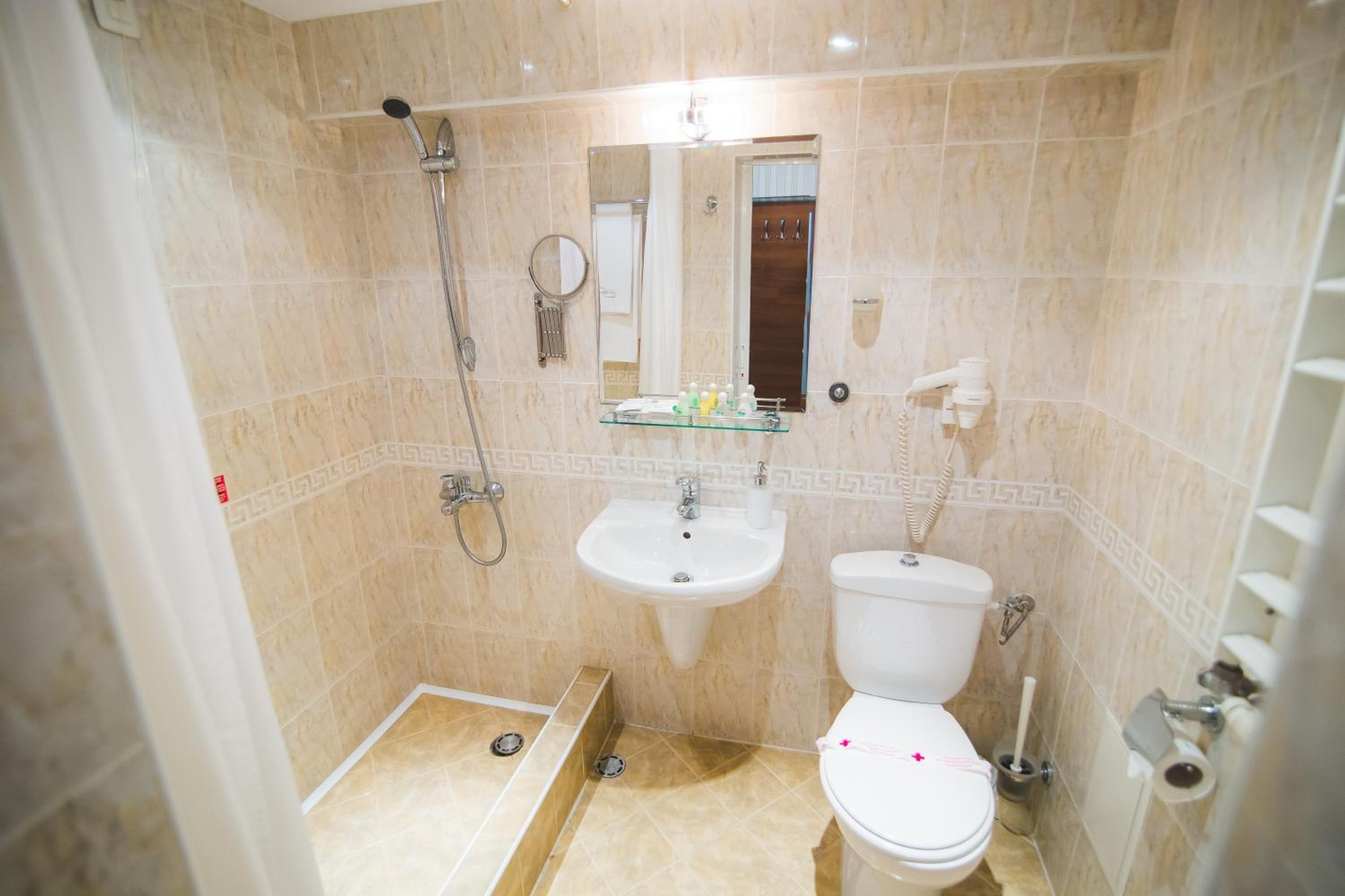 Single Room photo 3