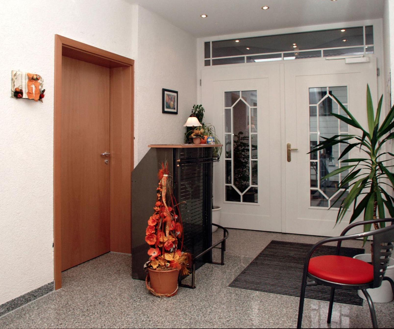 Apartment photo 2