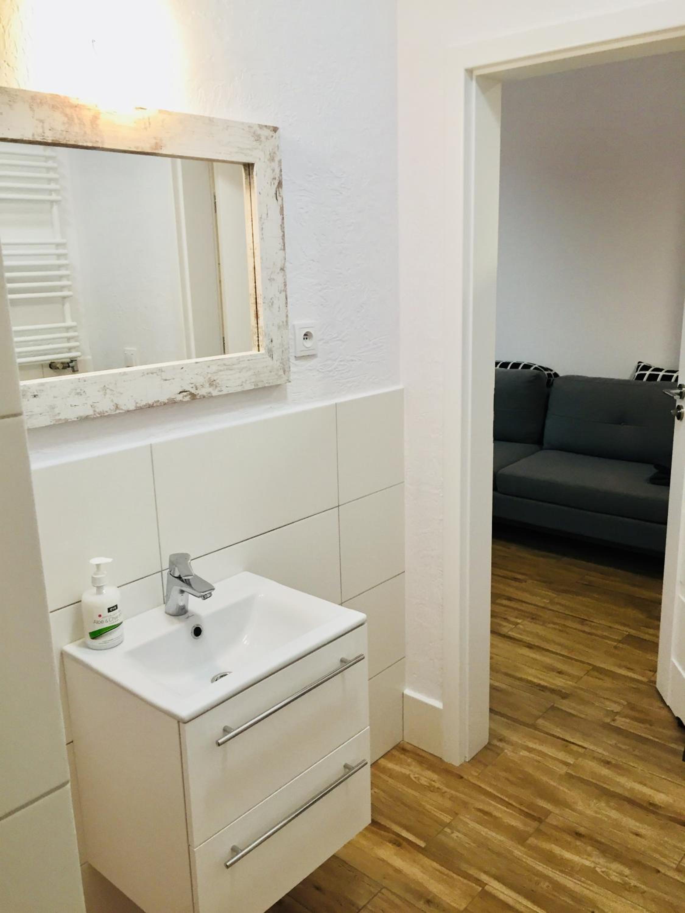 Apartment - Photo 2