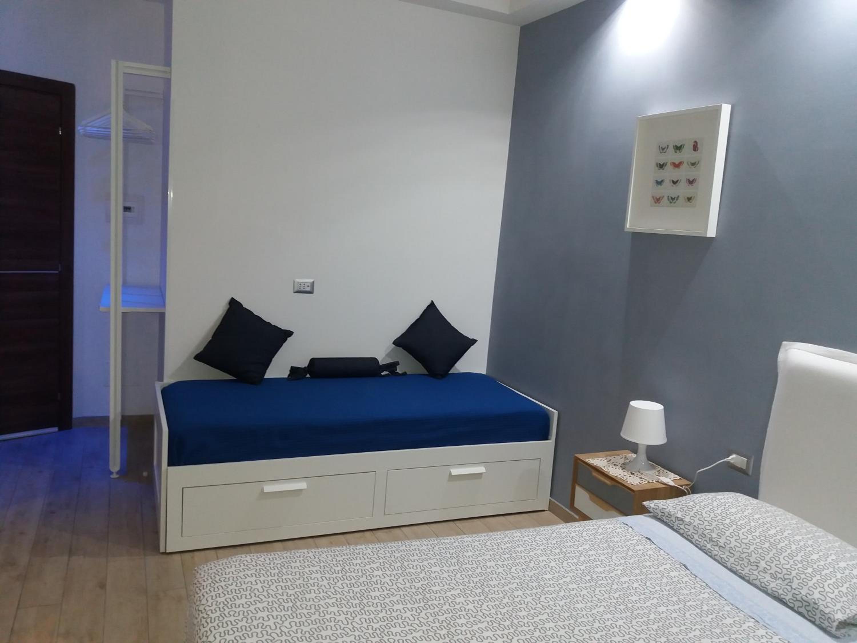 Standard Room with Private Bathroom photo 3