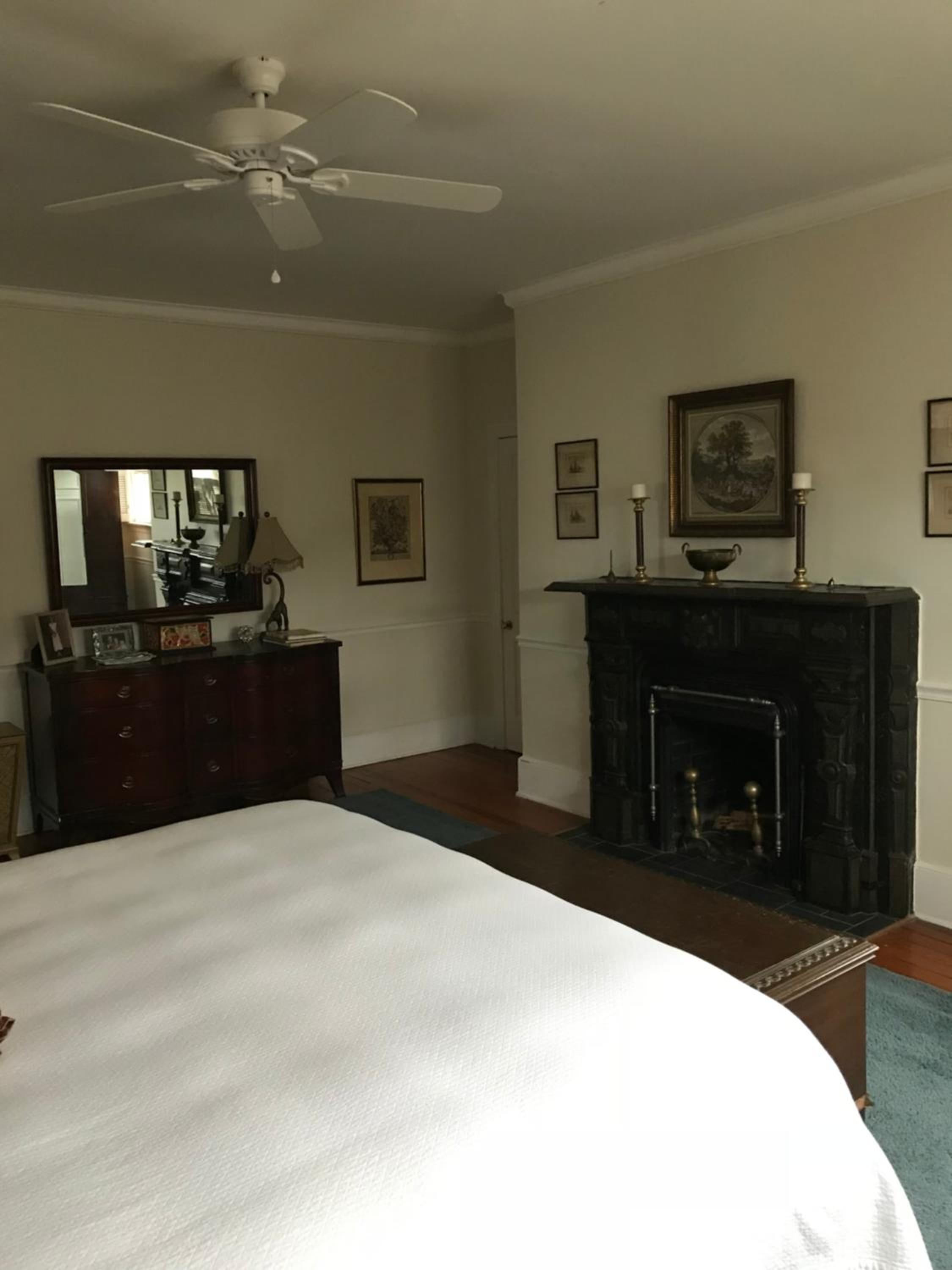 Deluxe King Room photo 2