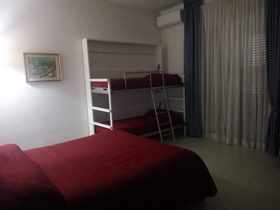 Quadruple Room - Photo 7