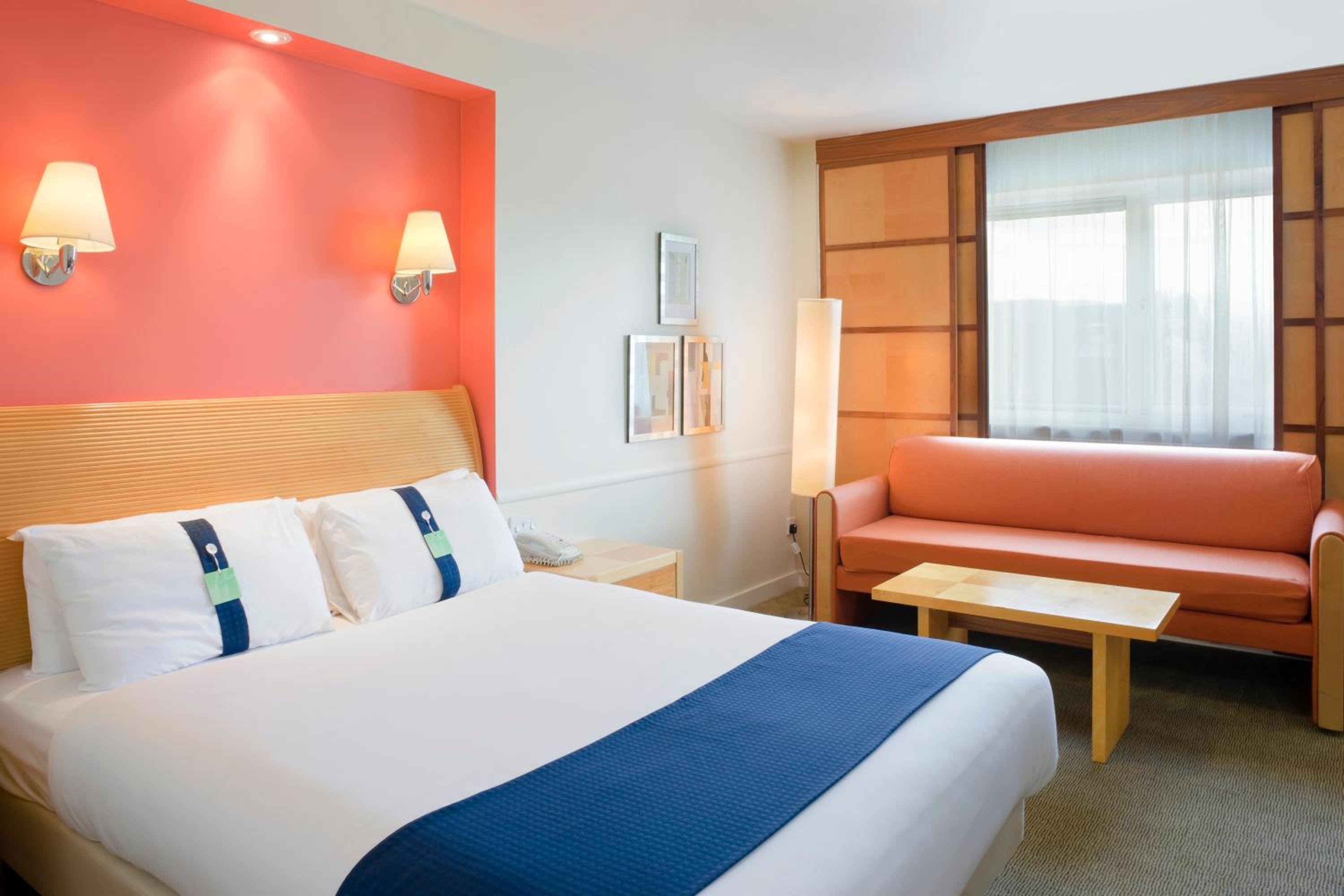 Standard Double Room with Single Sofa Bed - Photo 5