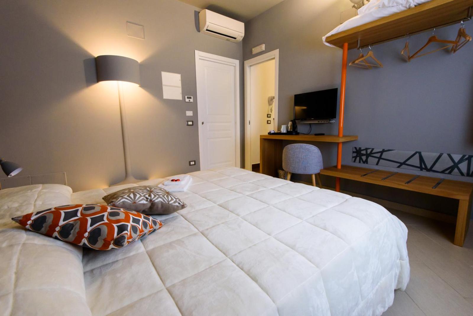Deluxe Double Room - Photo 2
