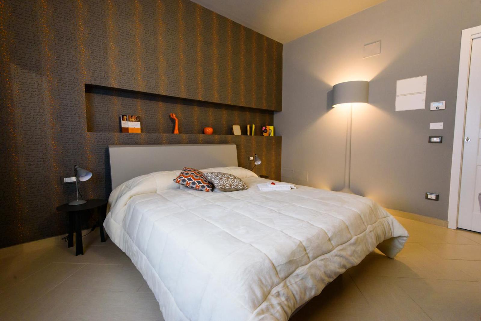 Deluxe Double Room - Photo 8