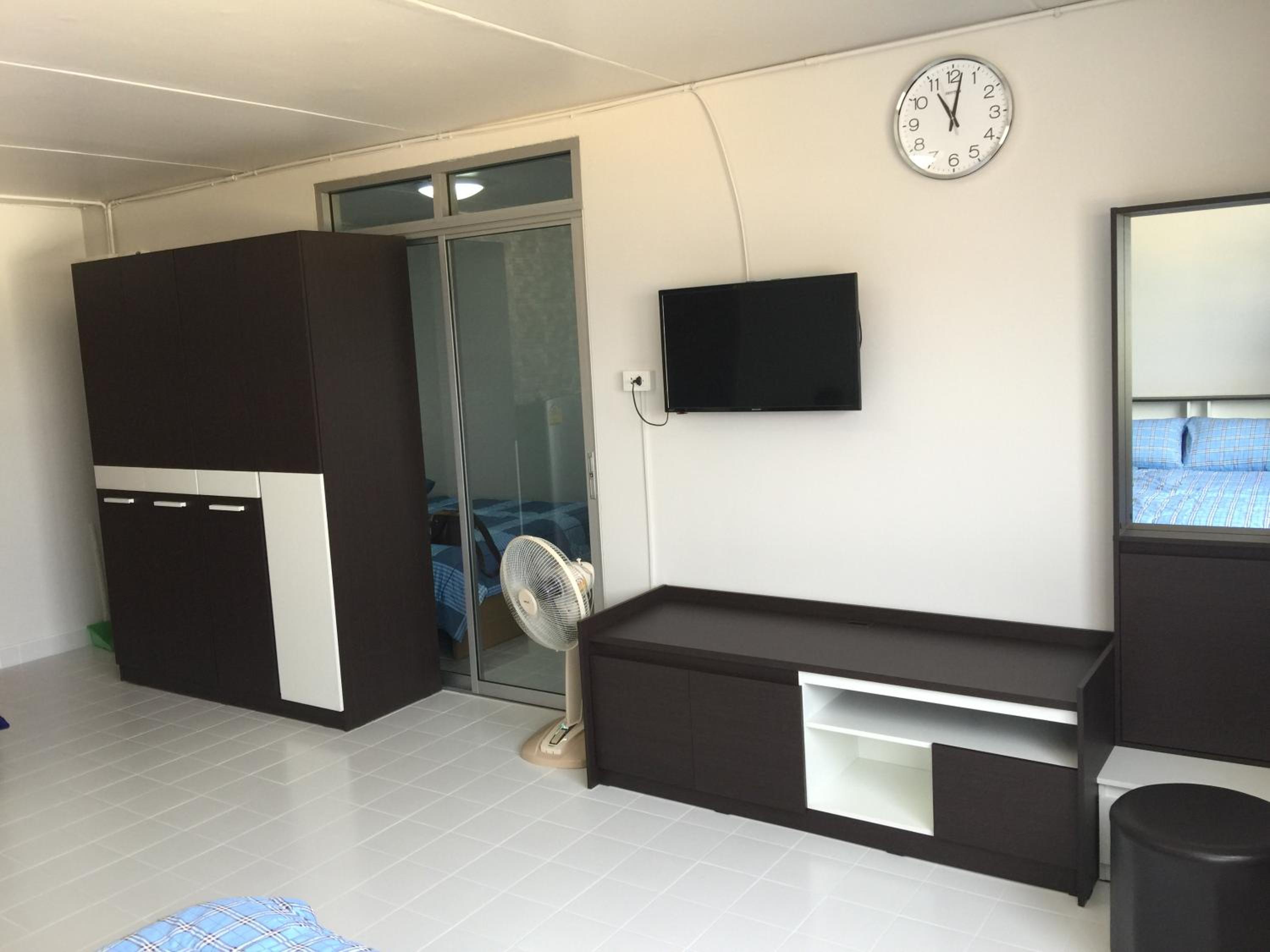 Two-Bedroom Apartment - Photo 44