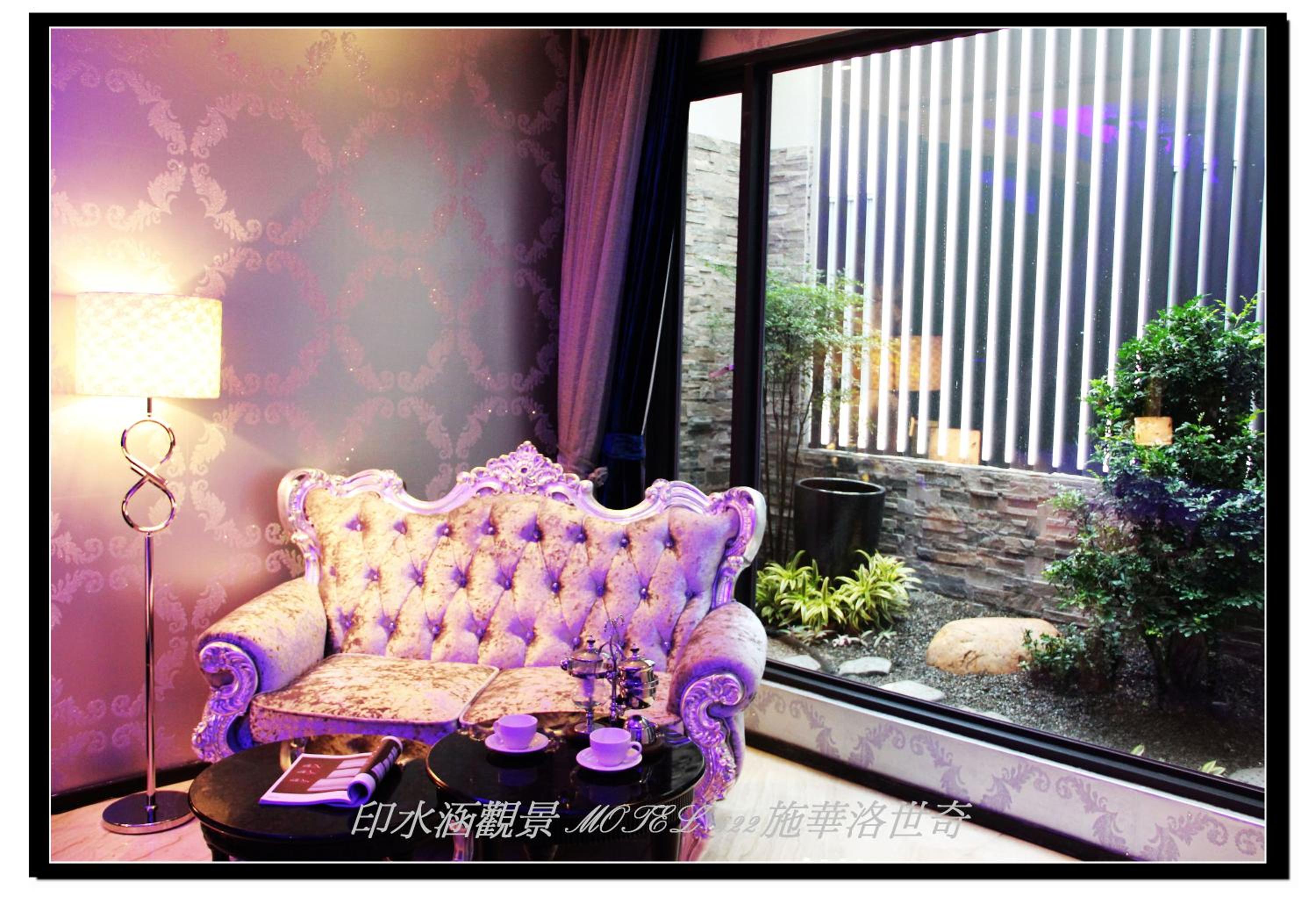 Double Room with Spa Bath photo 3