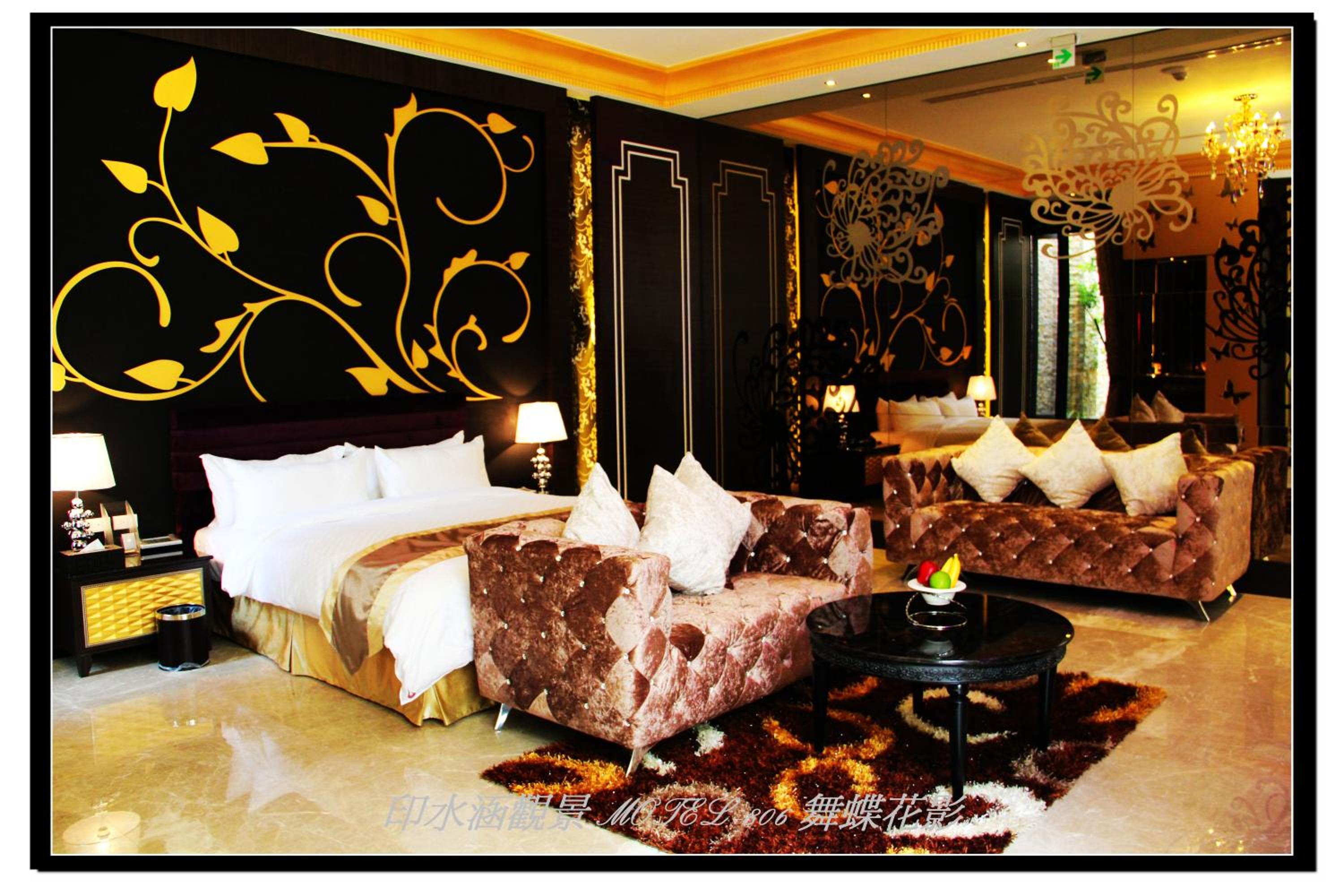 Double Room with Balcony - Photo 1