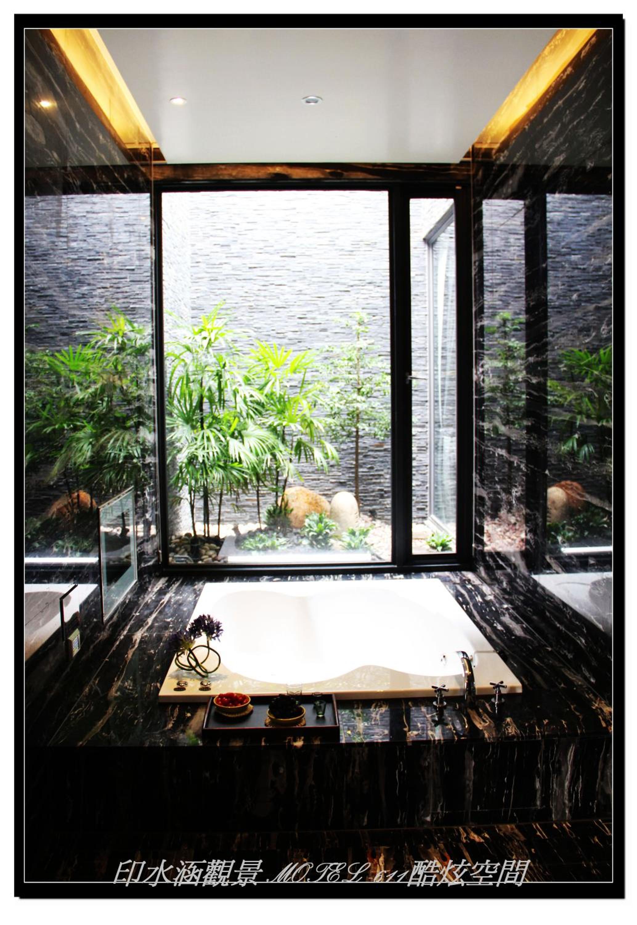 Double Room with Balcony - Photo 4