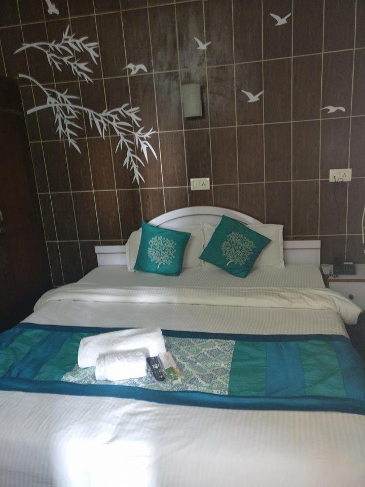 Deluxe Room - Photo 18