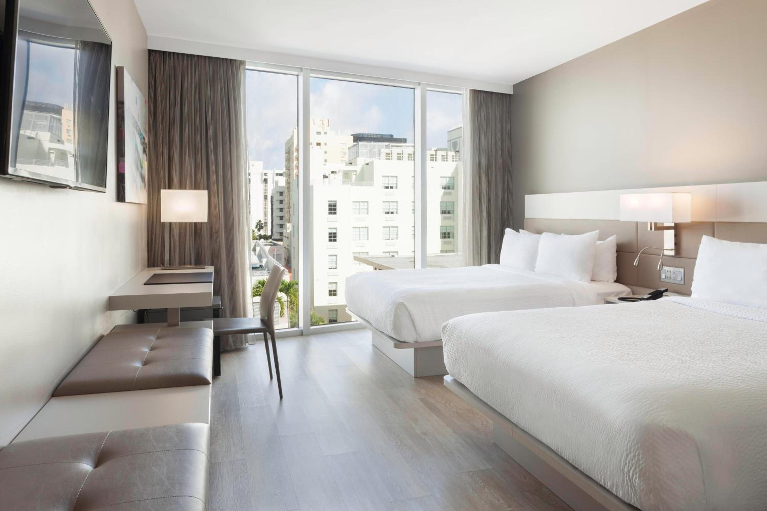 Queen Room with Two Queen Beds - Hearing Accessible