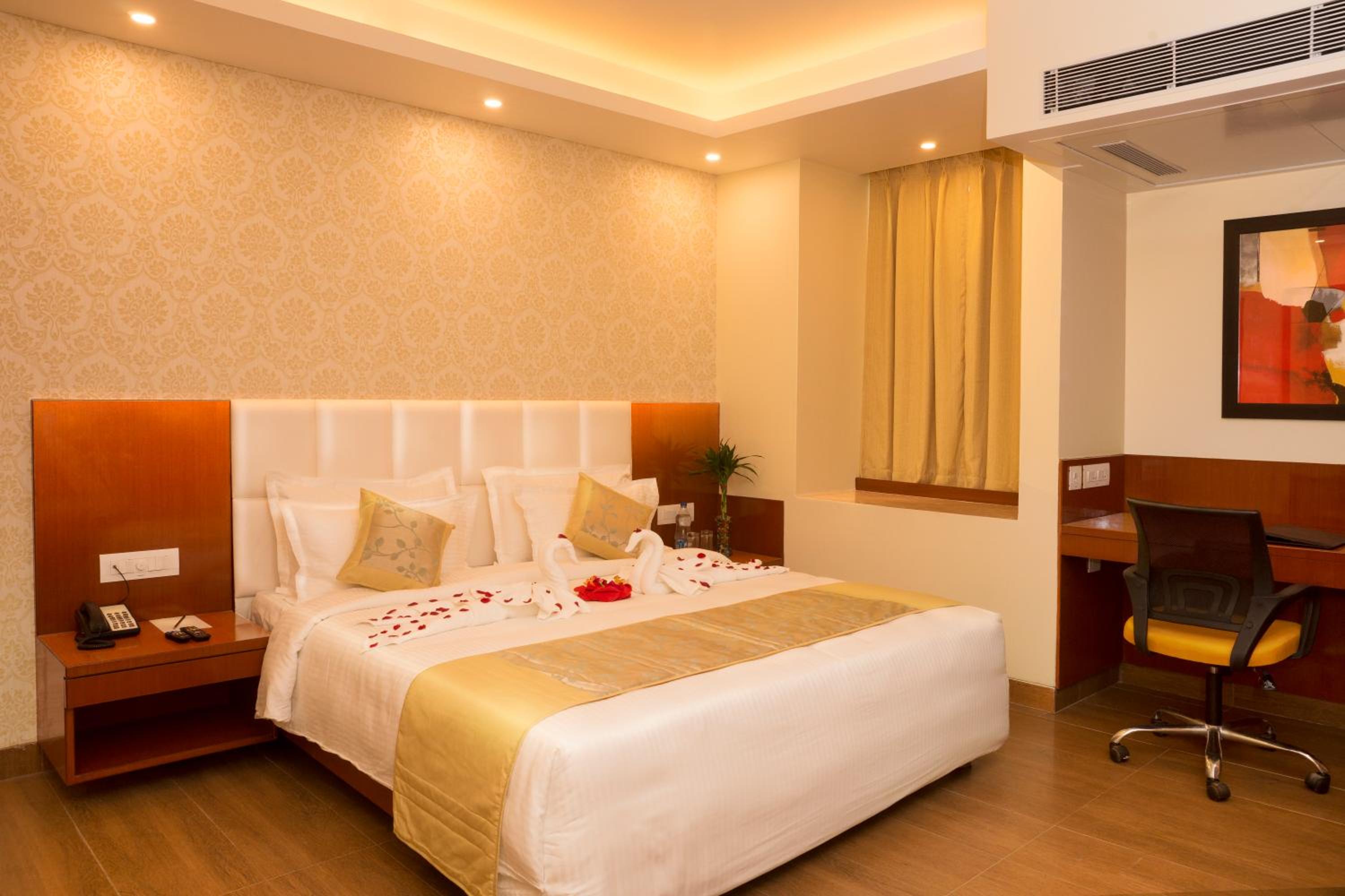 Deluxe Suite