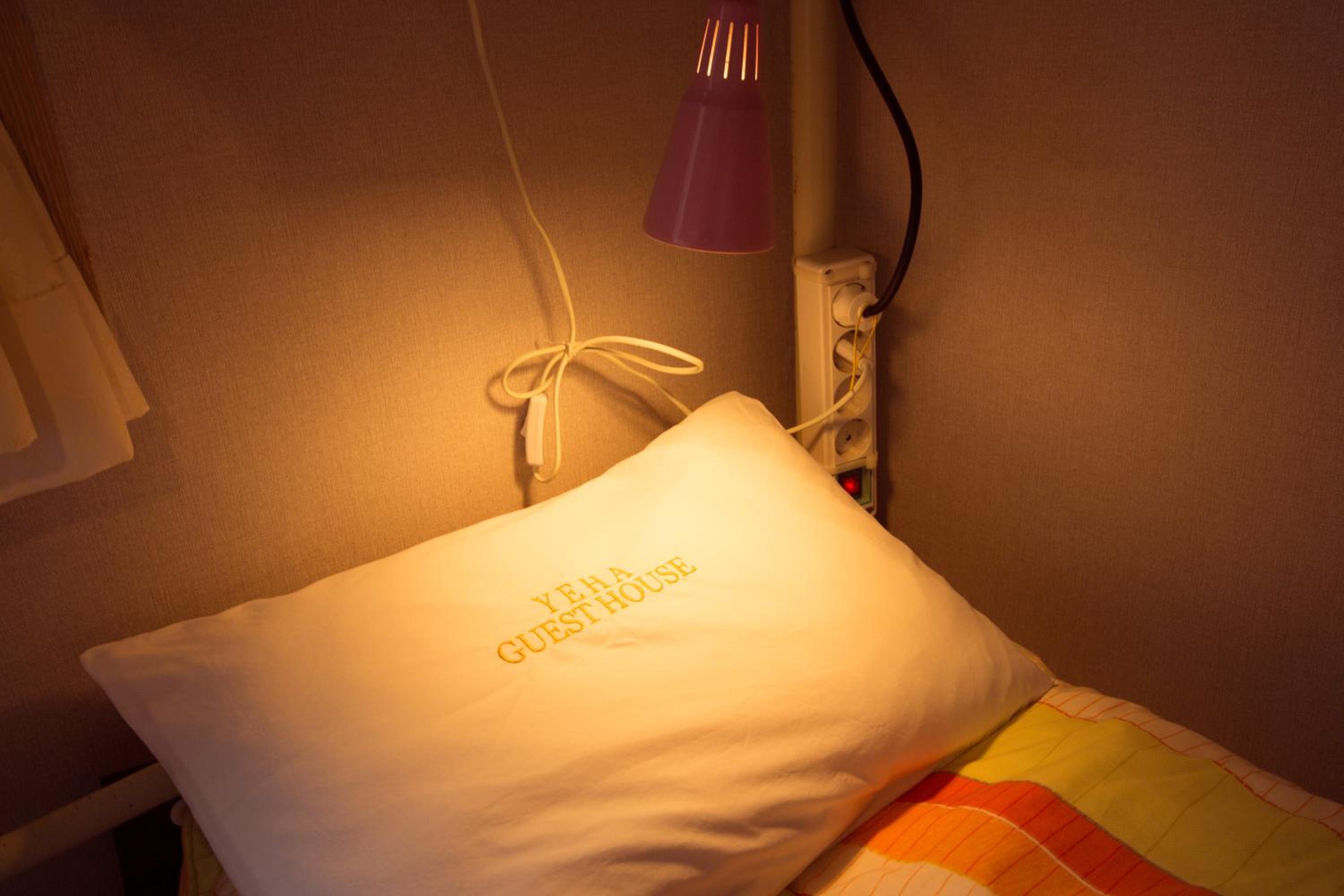 Bed in 6-Bed Male Dormitory Room photo 3