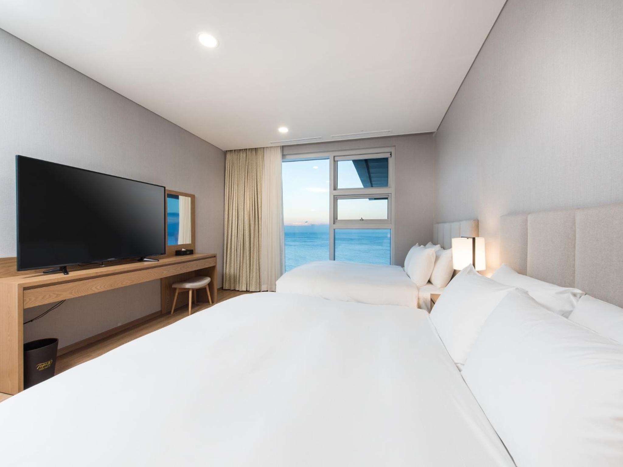 Super Junior Suite with Ocean View