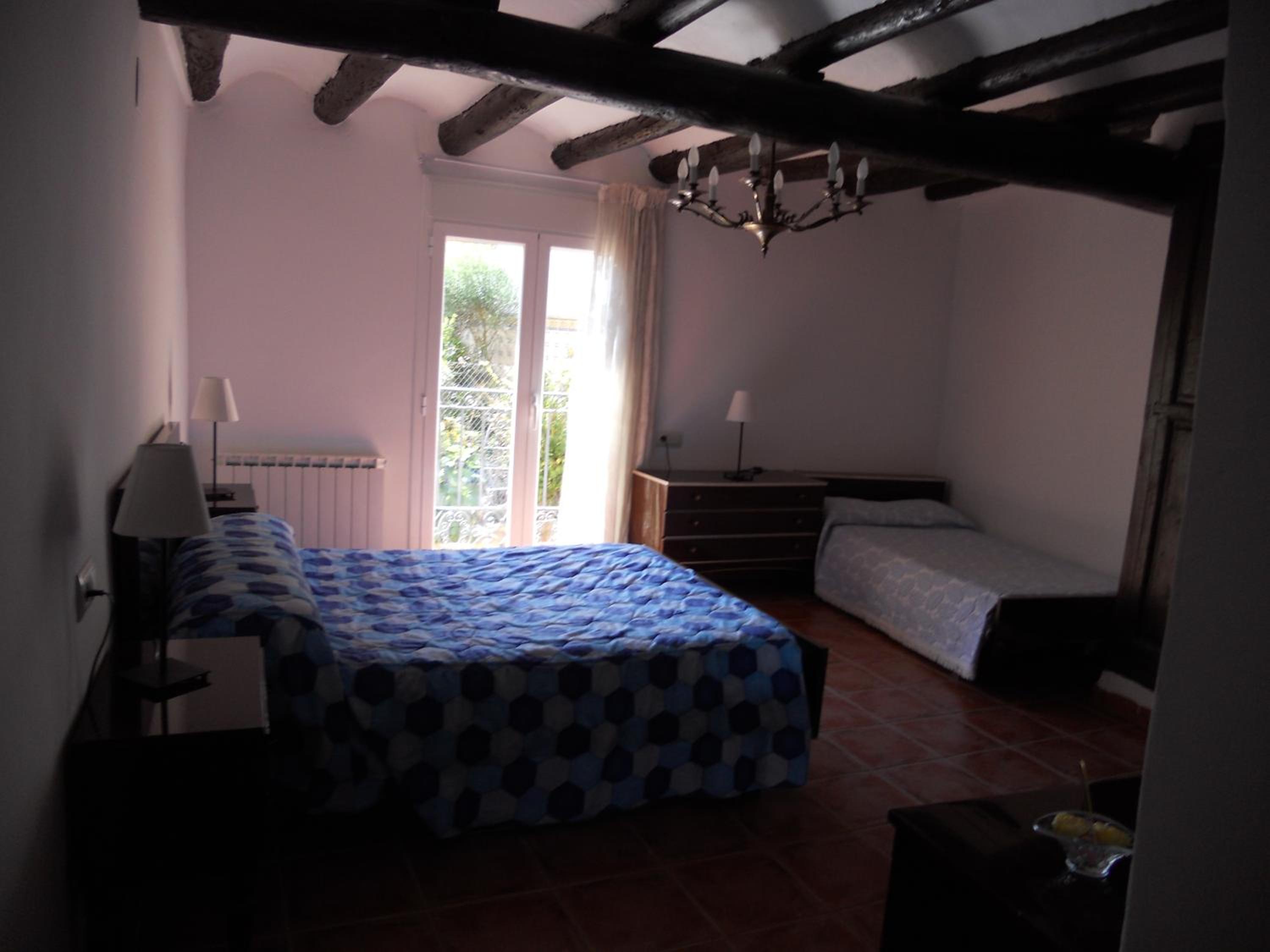 Habitación familiar con balcón