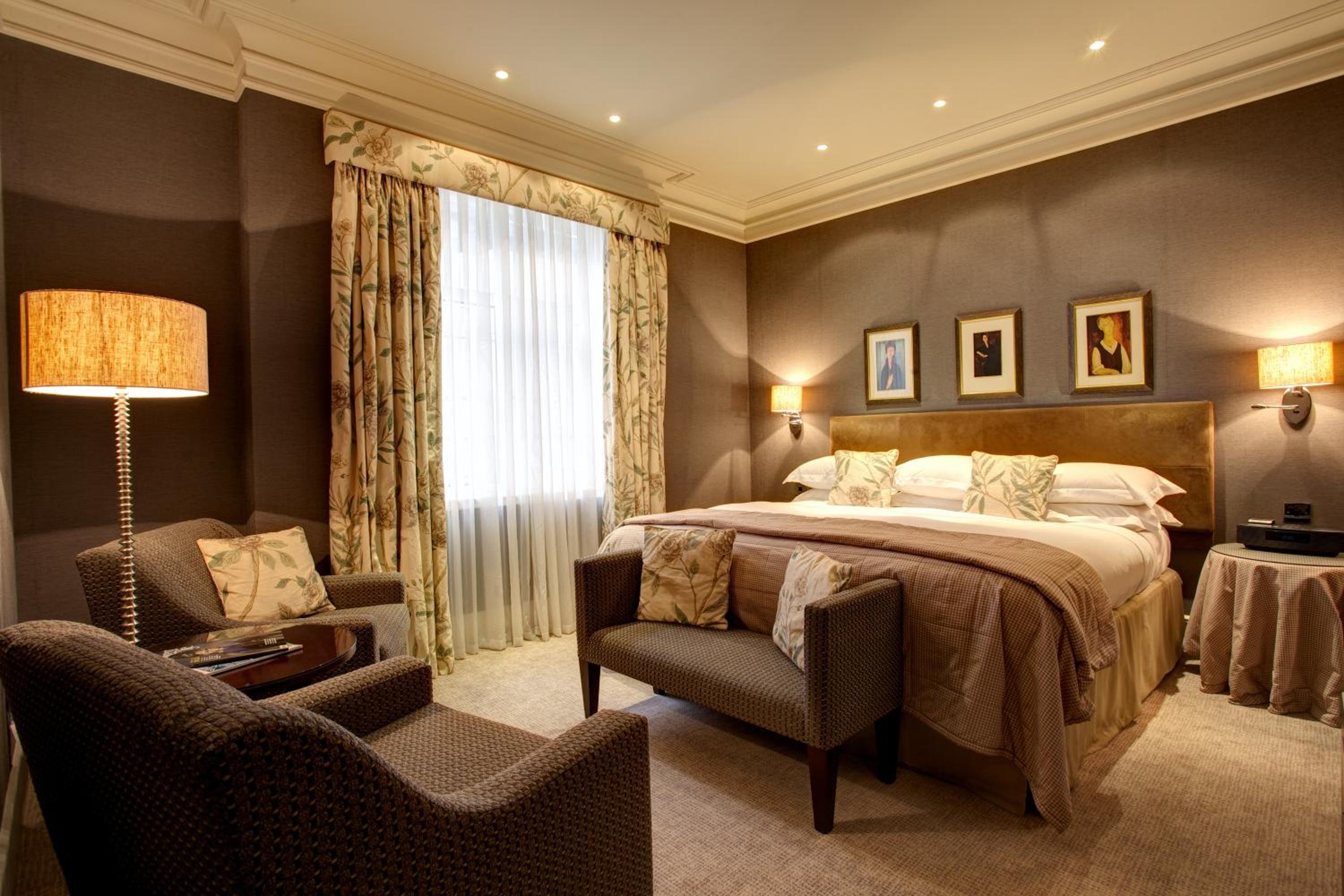 Deluxe Room - Photo 2