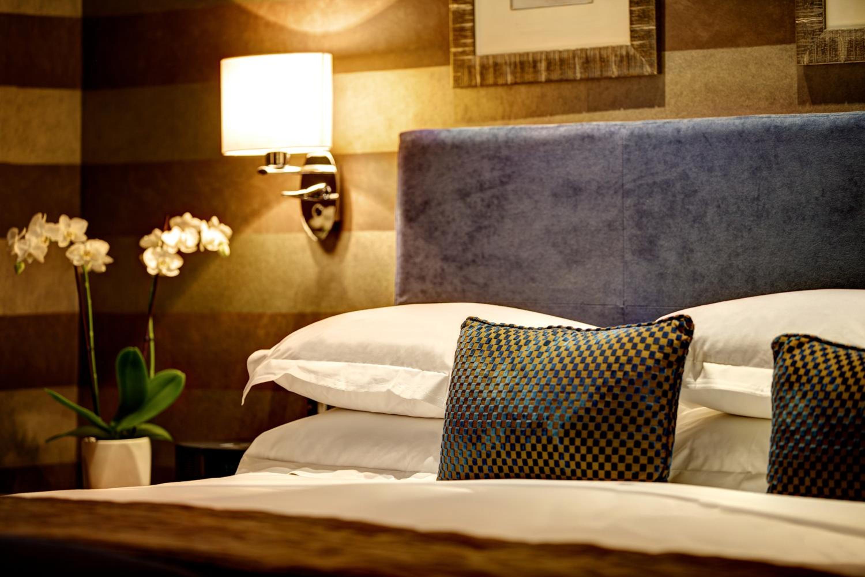 Executive Room - Photo 2