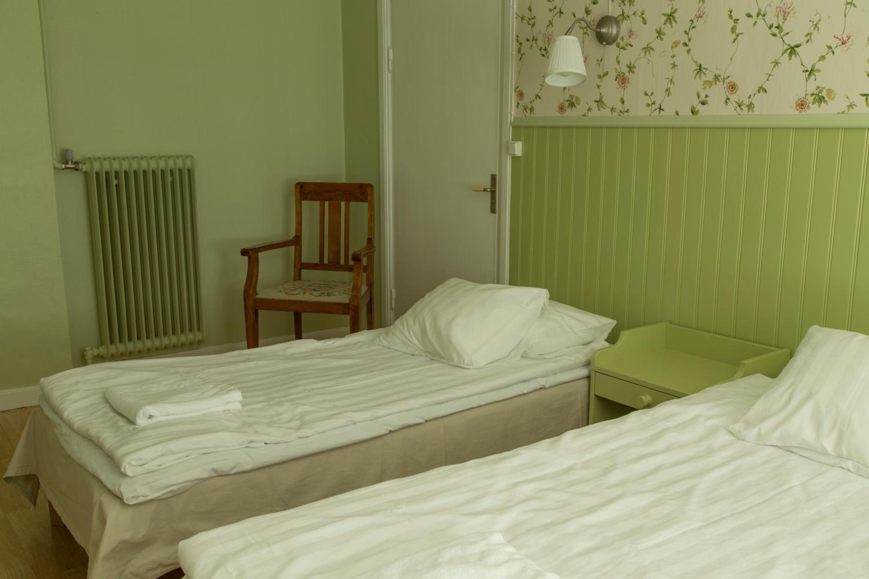 Double Room - Photo 3