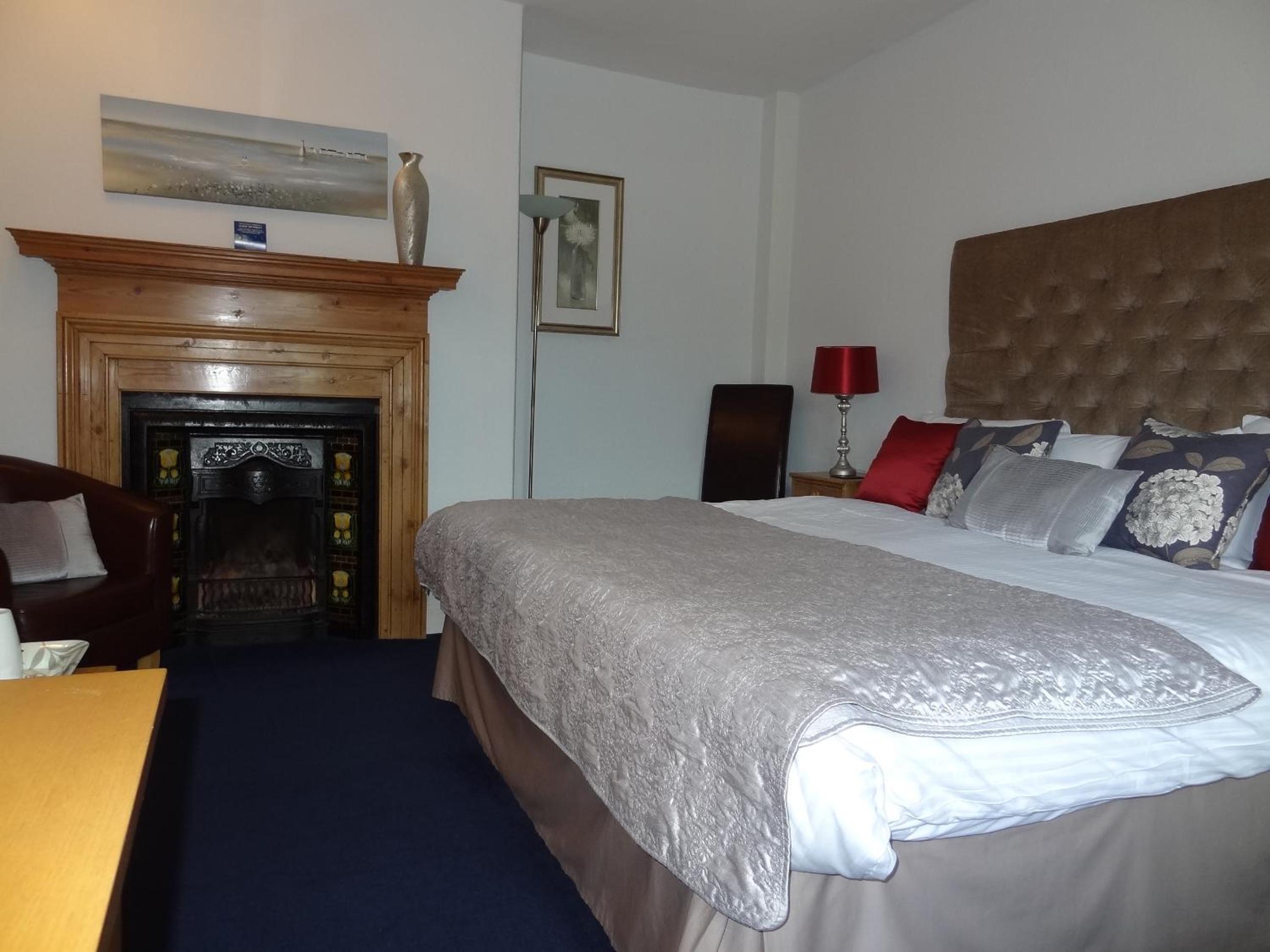 Superior Double or Twin Room - Photo 1