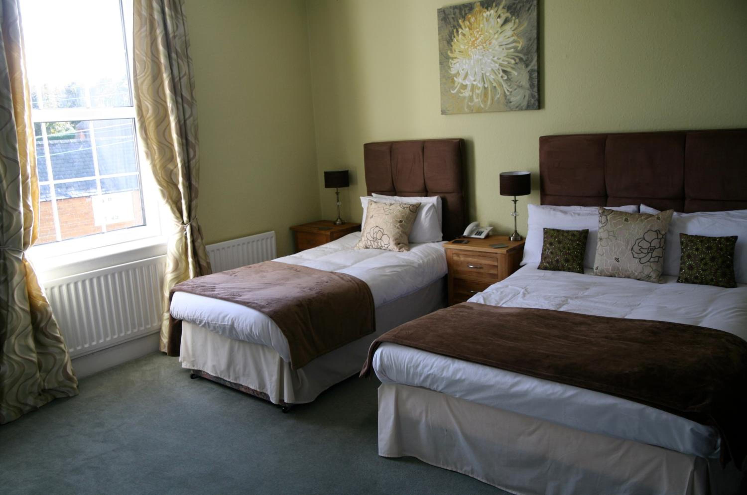 Family Room - Photo 1
