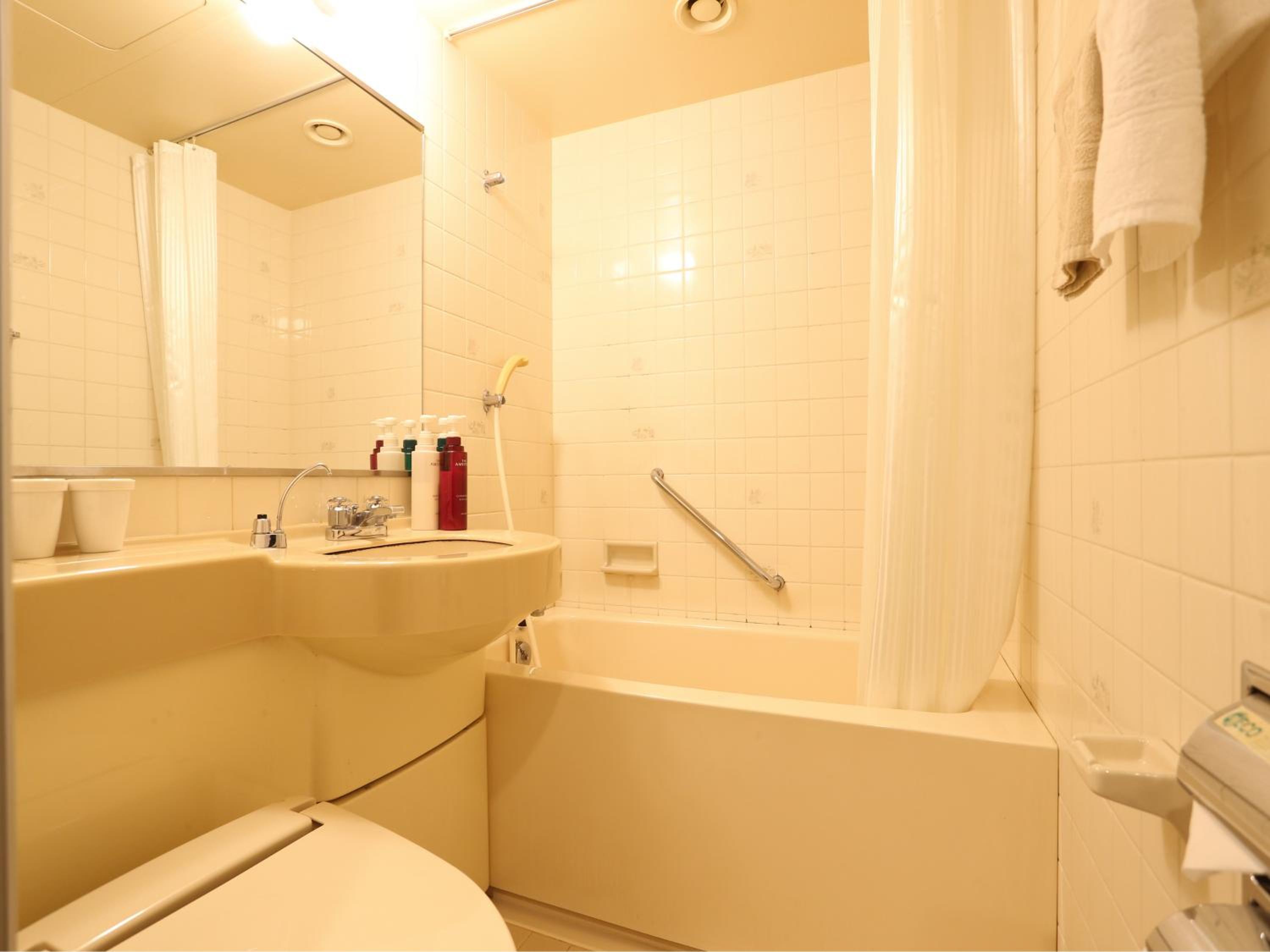Double Room with Small Double Bed - Non-Smoking - Photo 14
