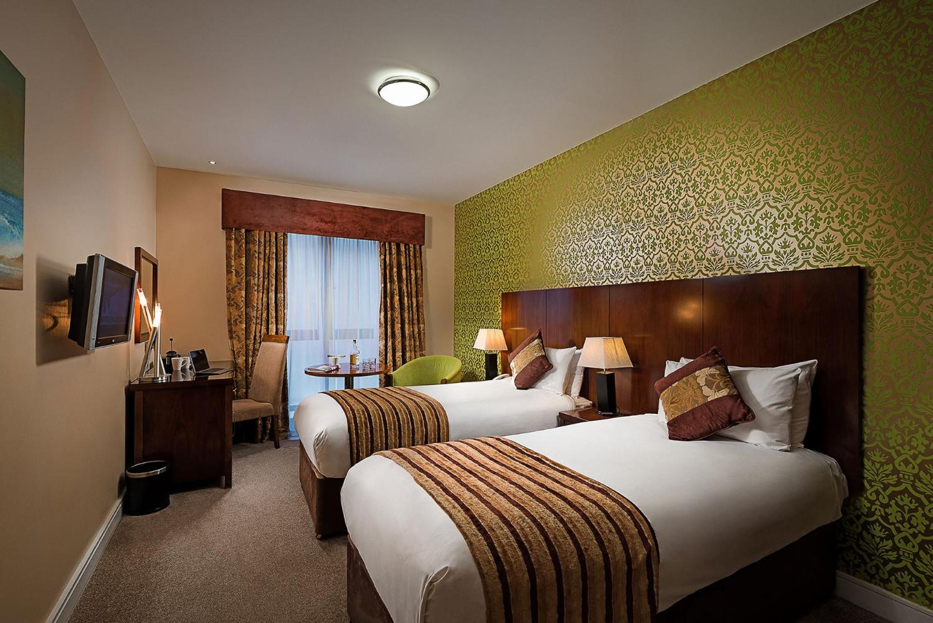 Twin Room - Photo 1