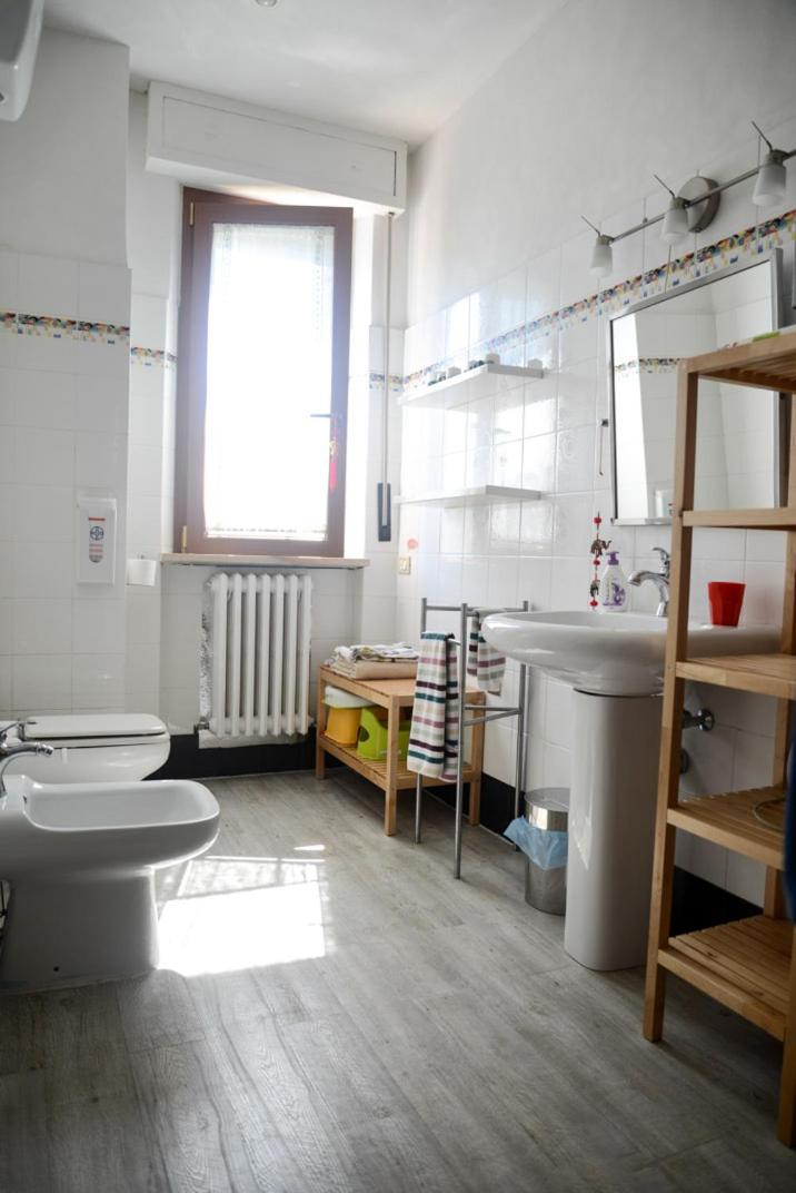 Quadruple Room with Private Bathroom - Photo 25