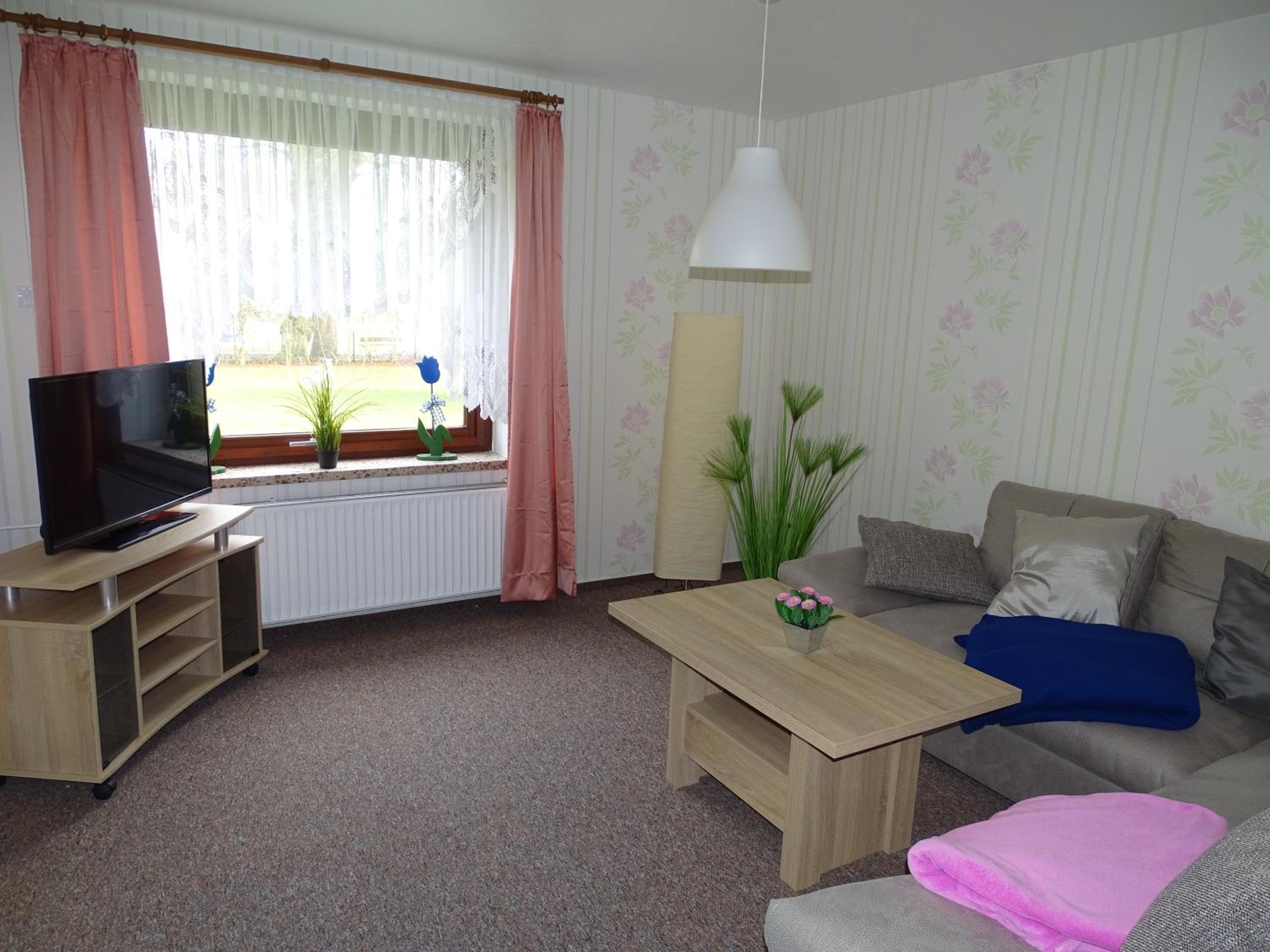 Apartment - Ground Floor photo 2